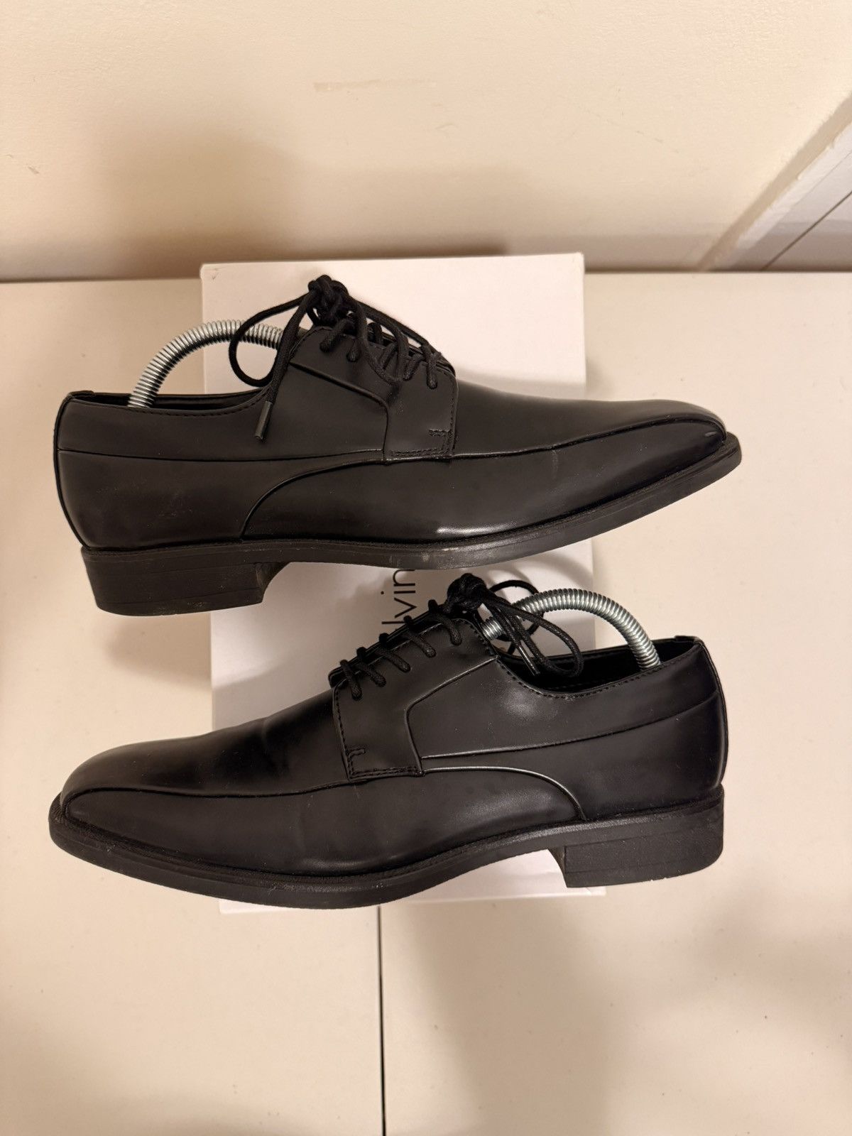 Calvin Klein Calvin Klein Earl Smooth Black Dress Shoes size 8 Men Size US 8 / EU 41 - 1 Thumbnail