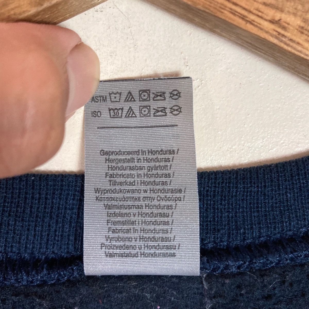 Gildan Vintage Gildan Los Angeles Pullover Jumper Sweatshirt Size US M / EU 48-50 / 2 - 8 Thumbnail