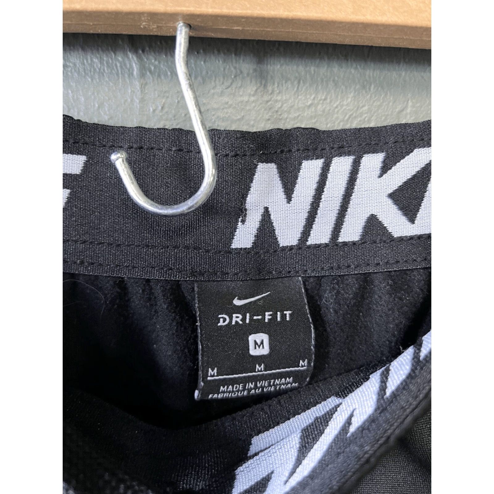 Nike Nike Dri-FIT Mens Sweatpants Athletic Pants M Black — Sportswear Activewear Size Medium Size US 31 - 3 Thumbnail