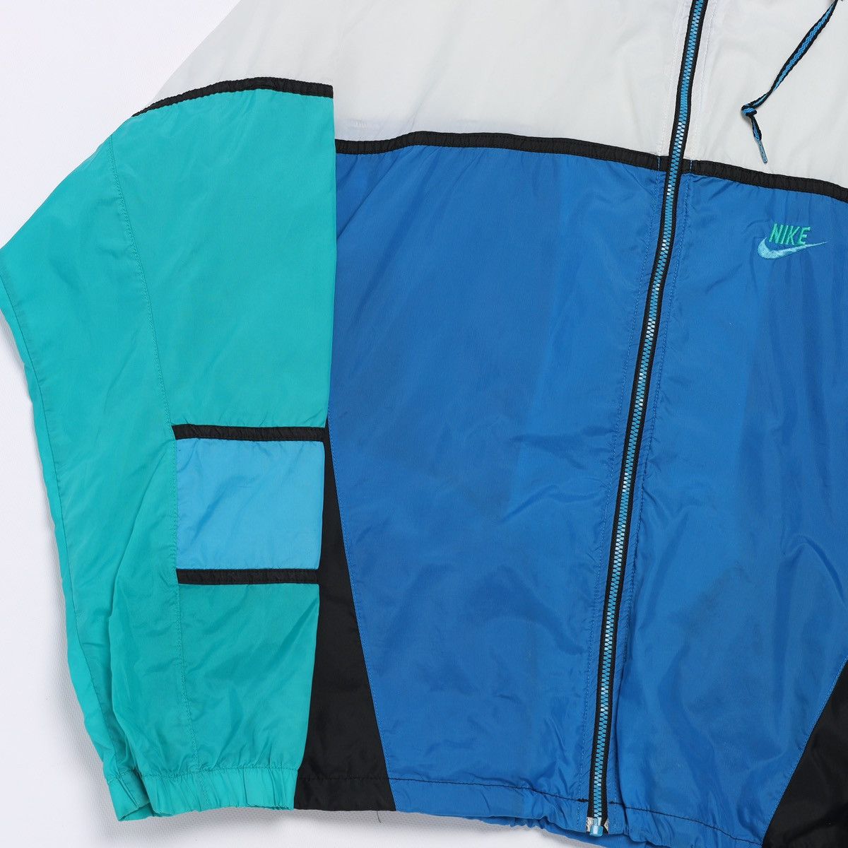 Nike Vintage Nike Windbreaker Light Jacket White Blue Green Size US XL / EU 56 / 4 - 3 Thumbnail