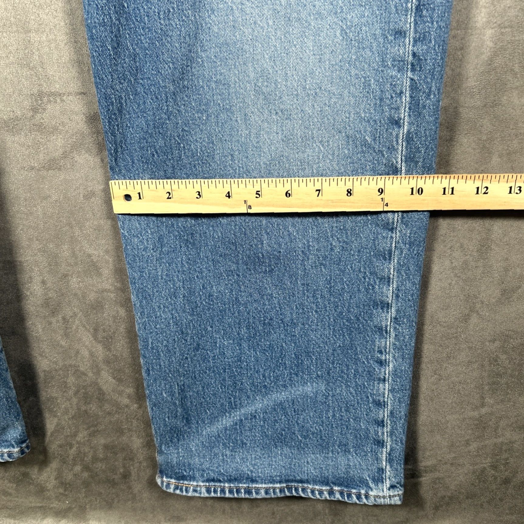 Levi's Levi's 501 Regular Fit Straight Jeans Mens 46X28 Blue Denim 5 Pocket Solid Cotton Jeans Size US 30 / EU 46 - 6 Thumbnail