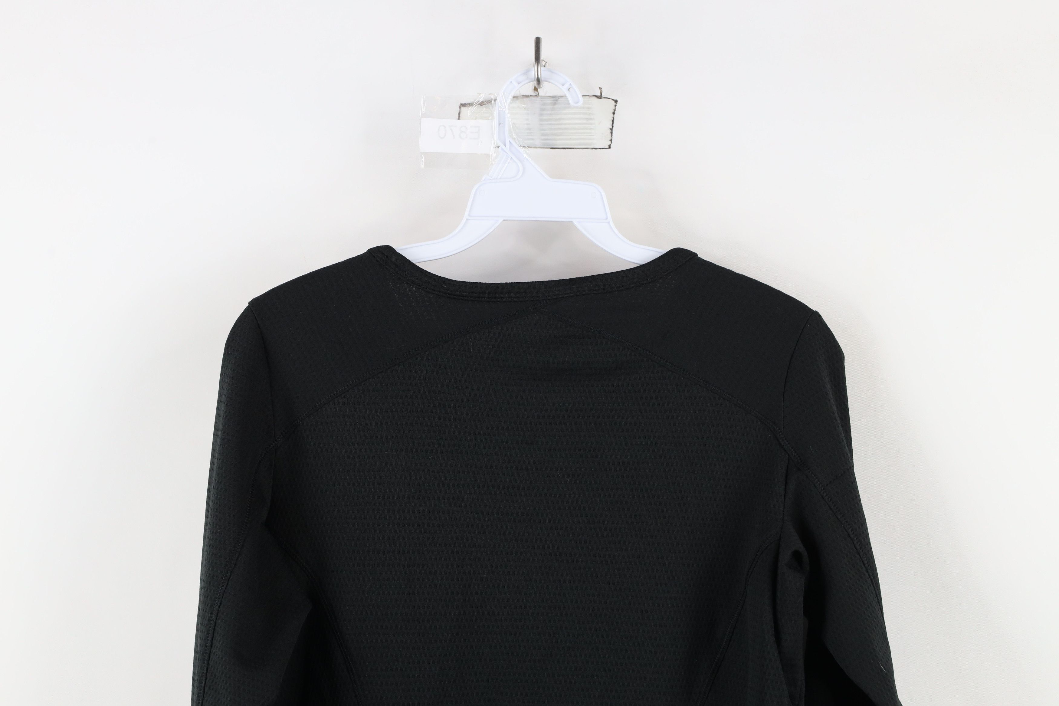 The North Face × Vintage Vintage The North Face Spell Knit Long Sleeve T-Shirt Black Size M / US 6-8 / IT 42-44 - 12 Thumbnail