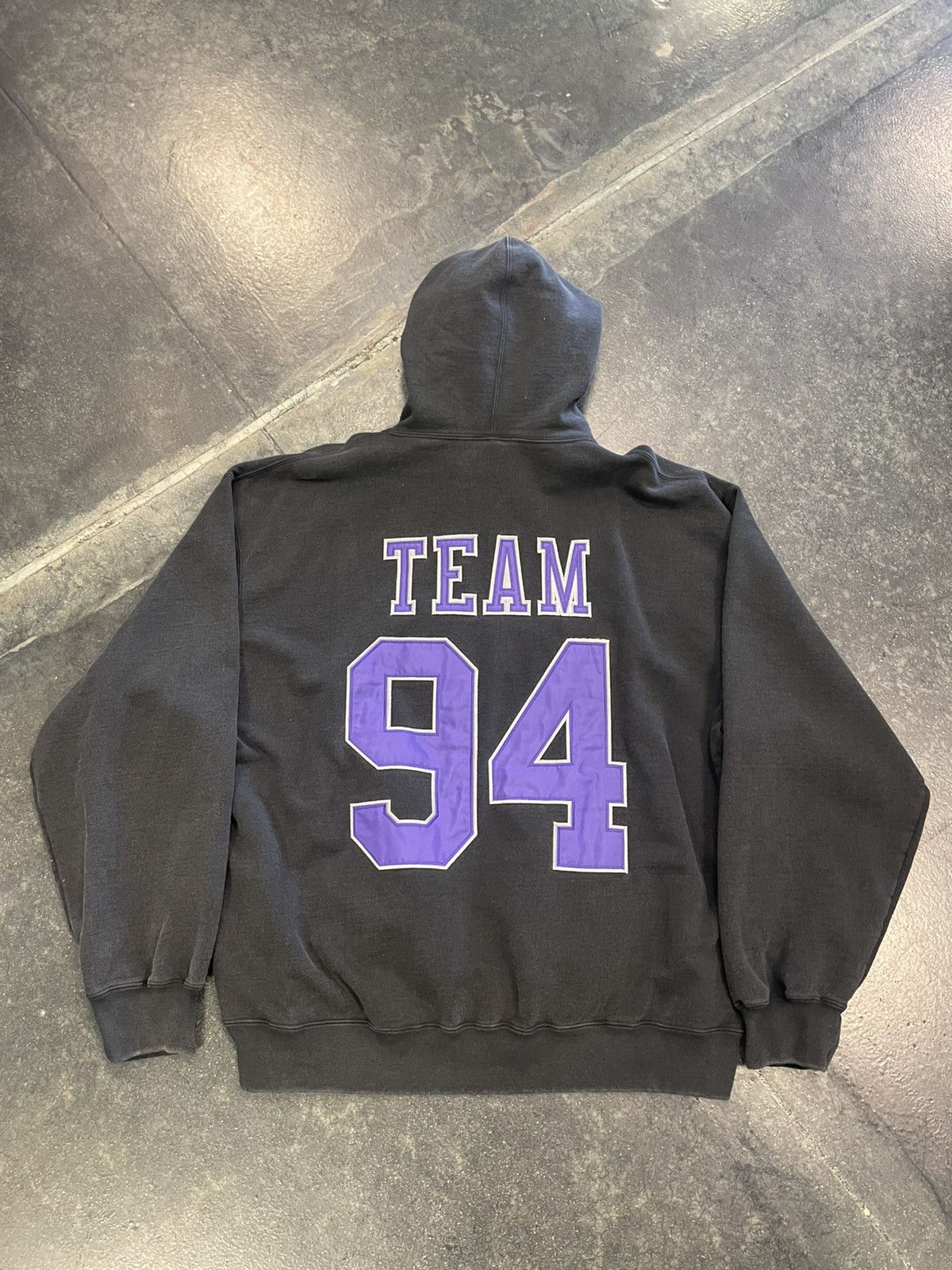Supreme Supreme Team 94 Hoodie Black Size US XXL / EU 58 / 5 - 2 Thumbnail