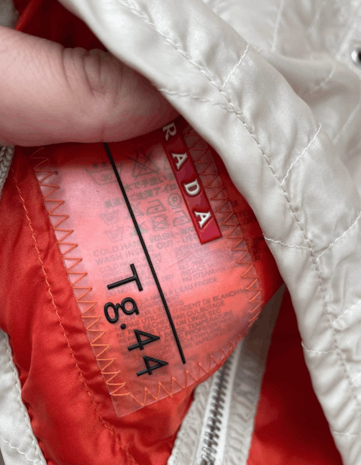 Prada Prada Jacket Red Tab Iconic Light Nylon coat trench Vintage Size M / US 6-8 / IT 42-44 - 16 Thumbnail