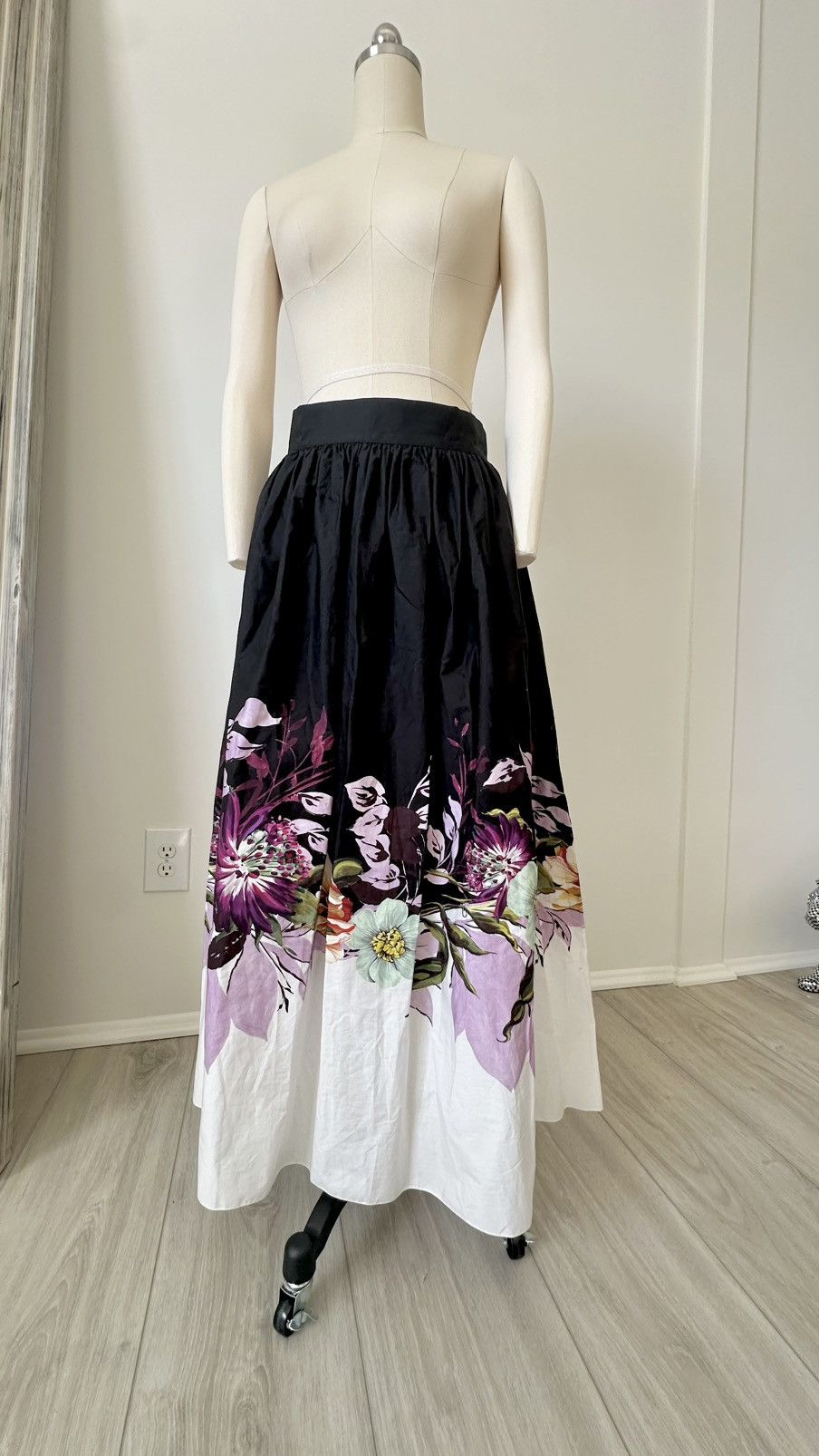 Elie Saab ELIE SAAB Floral-Print Poplin Skirt Size 32" / US 10 / IT 46 - 7 Thumbnail