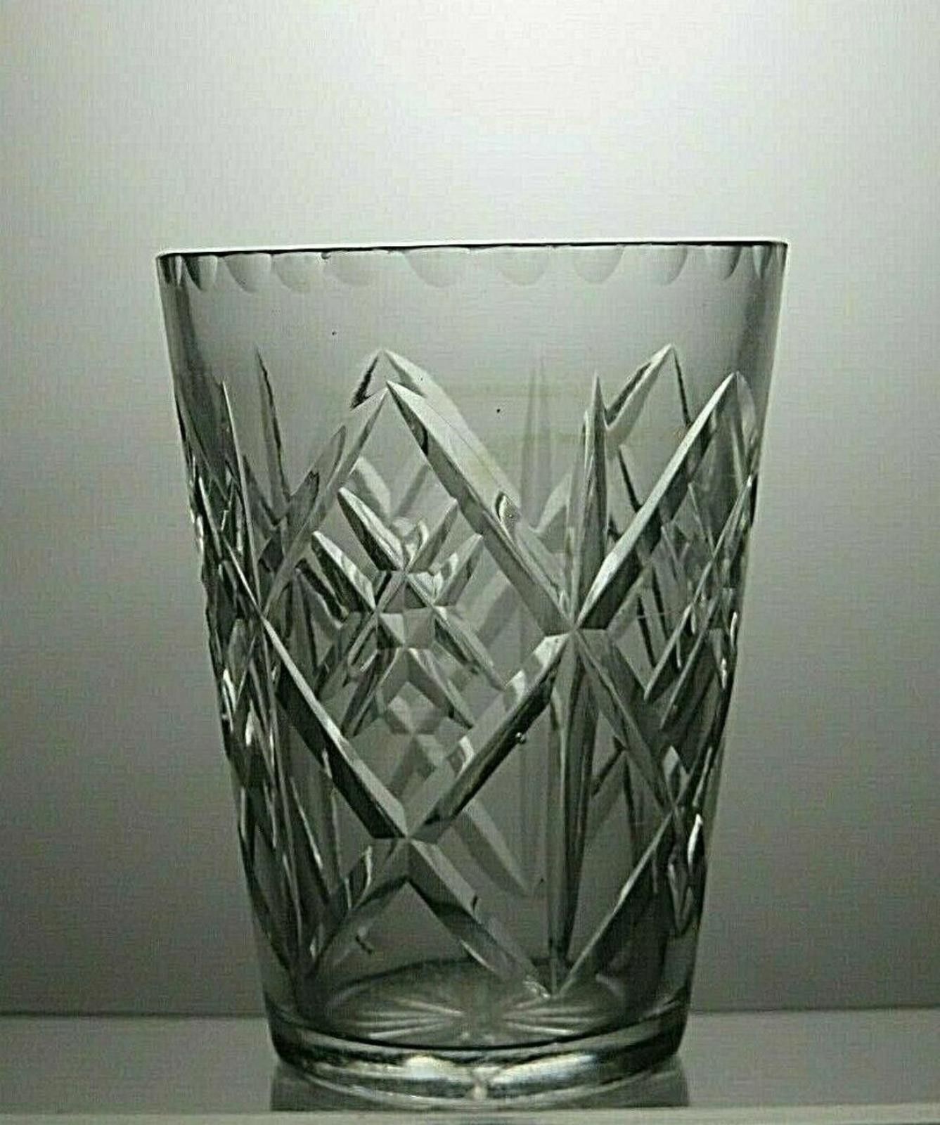 The Unbranded Brand Lovely Lead Crystal Cut Glass Vase 5 2/3" Size ONE SIZE - 3 Thumbnail