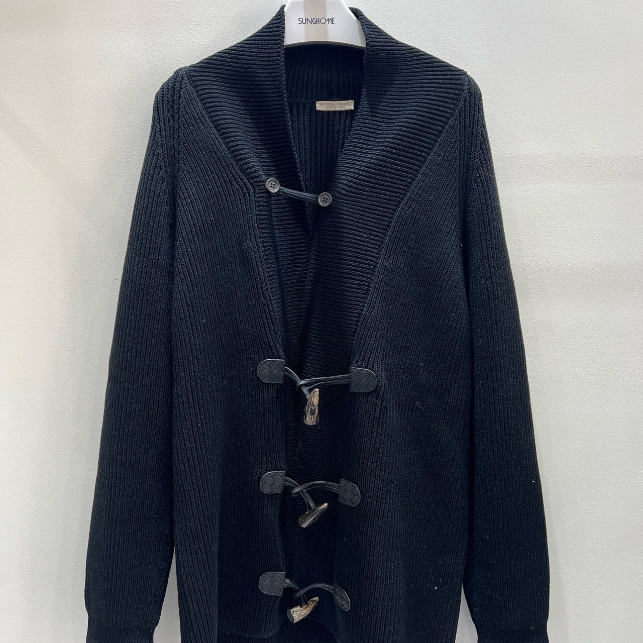 Bottega Veneta Bottega Veneta Leather Toggle Knit Cardigan Size L Size US L / EU 52-54 / 3 - 1 Thumbnail
