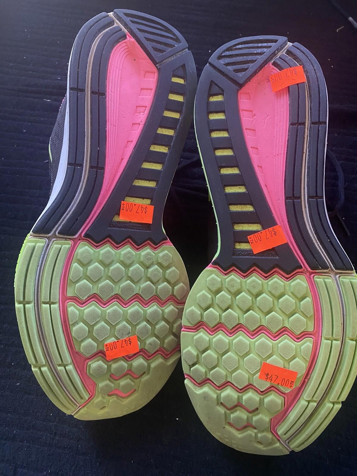 Nike Nike Air Zoom Structure 8 Pink Power Ghost Green Black Volt Size US 8 / IT 38 - 12 Thumbnail