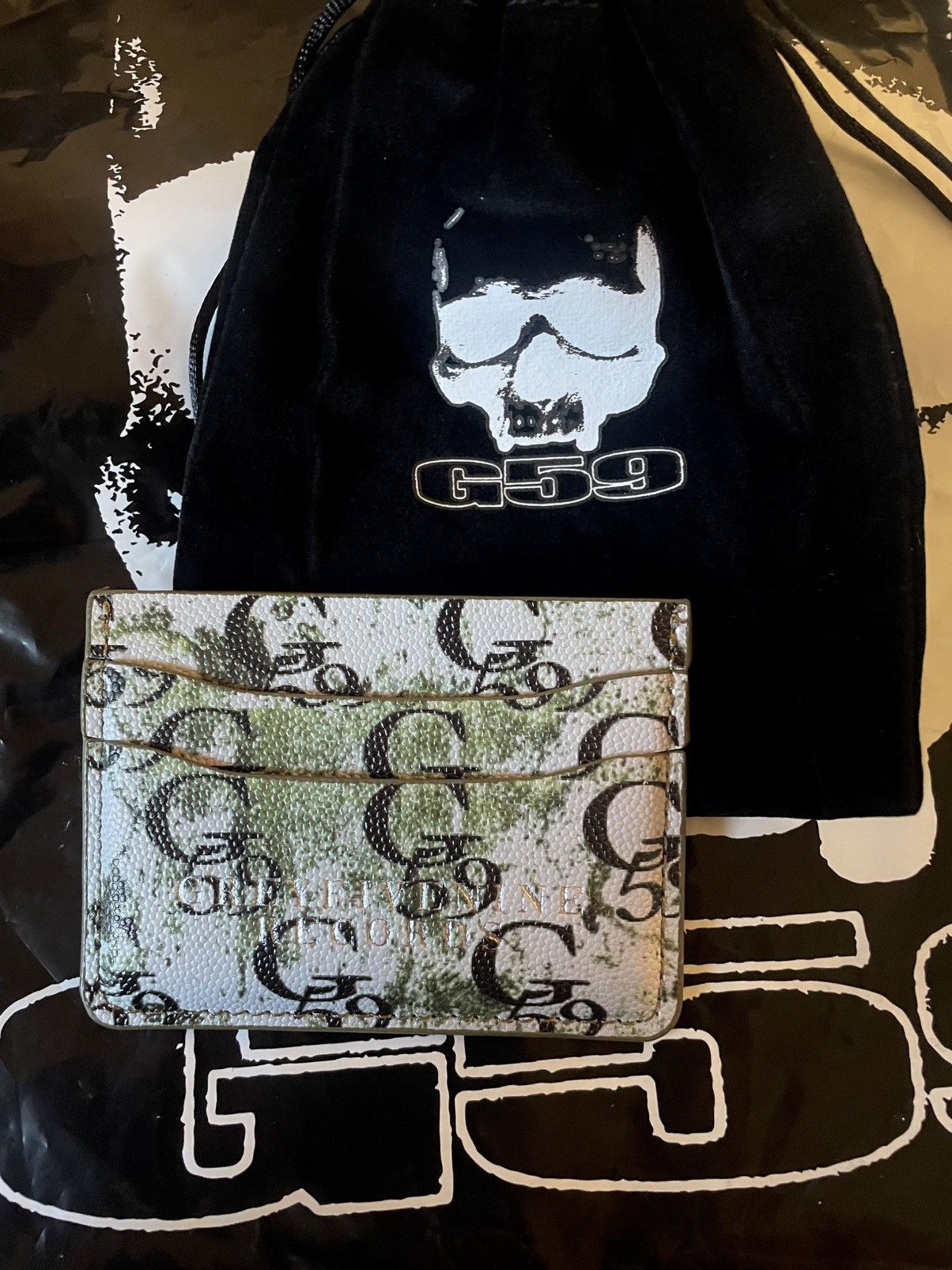 G59 Mold Monogram Card Holder Wallet