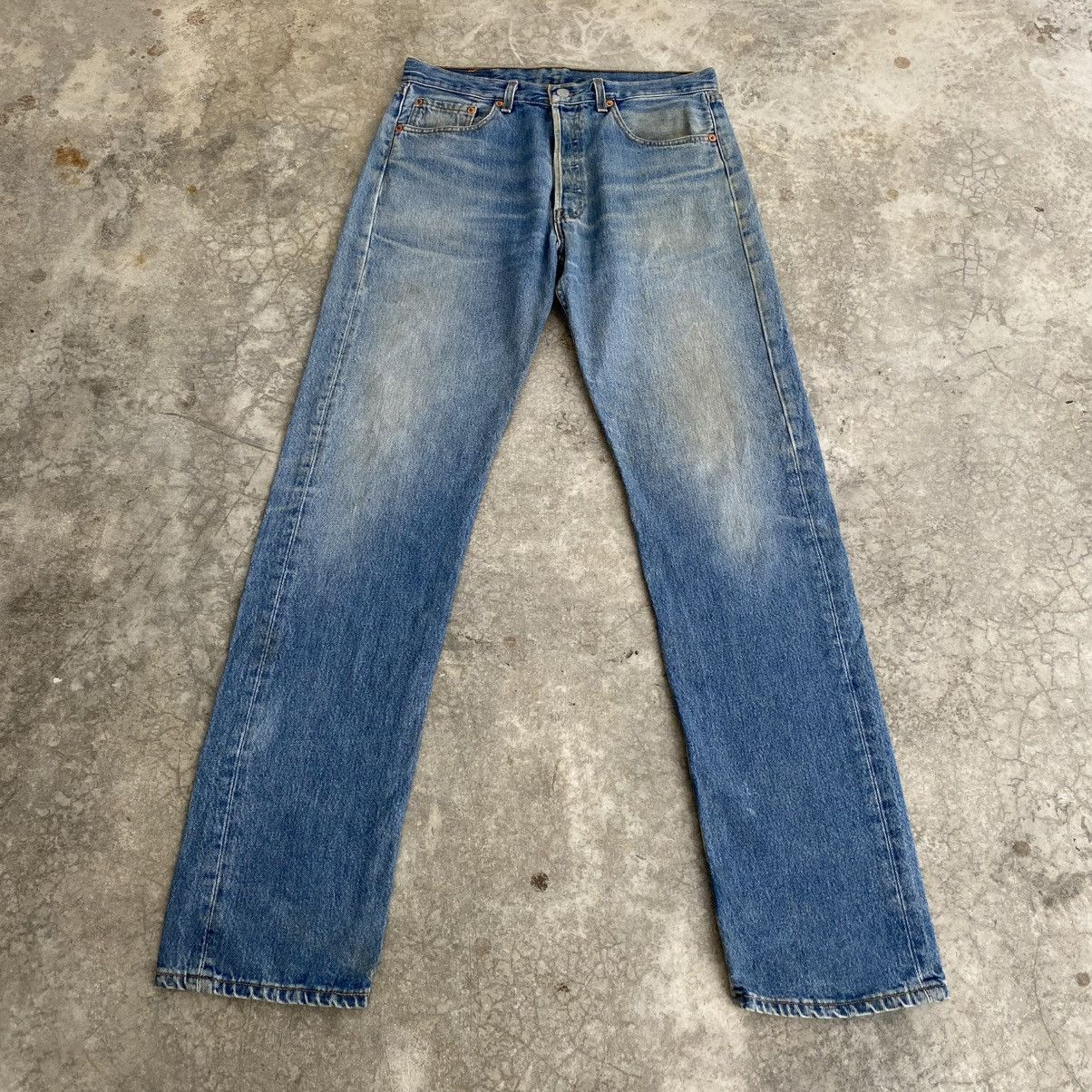 Levi's Size 32x34.5 Vintage 1998 Levis 501 Faded Blue Denim Jeans Size US 32 / EU 48 - 2 Thumbnail