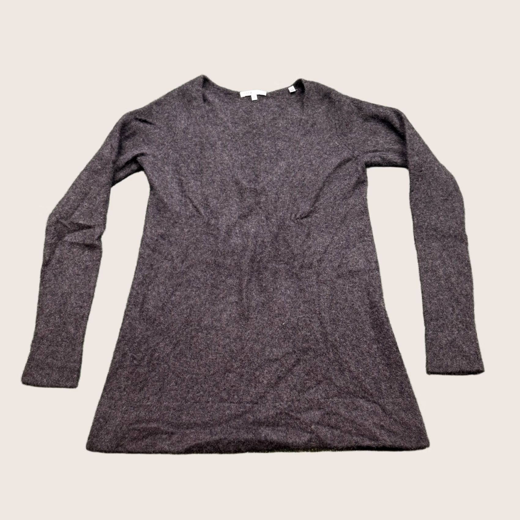 Vince Vince Sweater Gray V Neck Long Sleeve Lightweight Stretch Cashmere Womens Size M Size M / US 6-8 / IT 42-44 - 1 Thumbnail