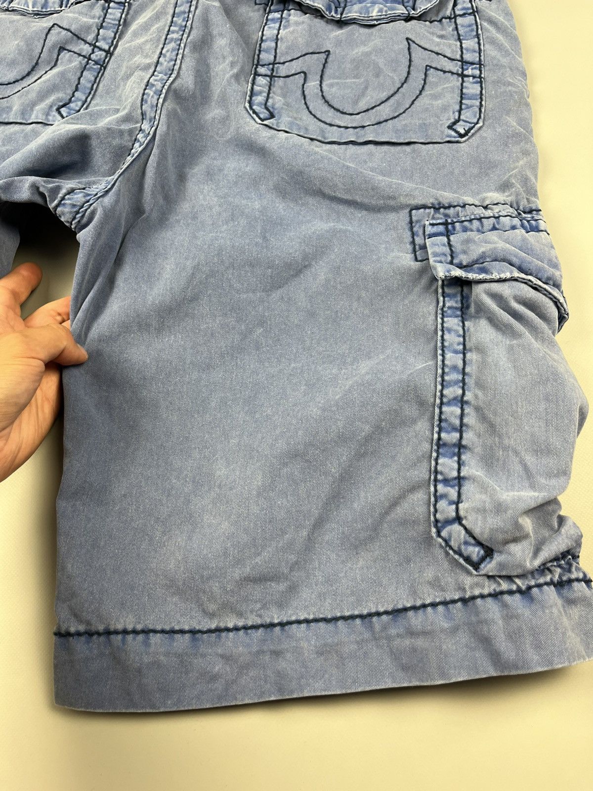 Japanese Brand × True Religion Vintage TRUE RELIGION Faded Distressed Cargo Y2K Shorts Size US 34 / EU 50 - 17 Thumbnail