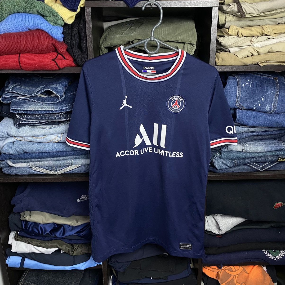 Jordan Brand Nike Jordan FC PSG Paris Saint Germain home soccer jersey Size US S / EU 44-46 / 1 - 1 Thumbnail