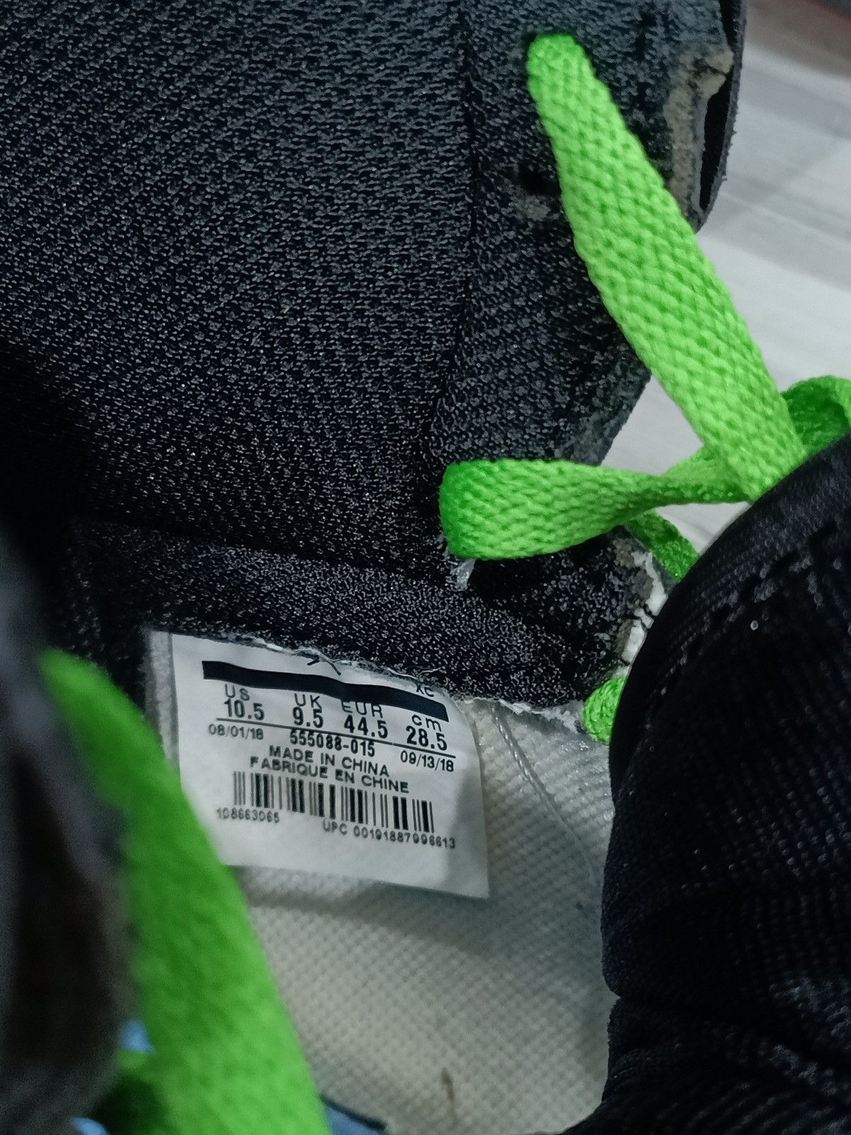 Nike ✅Freegift wristband, made 2018 Air Jordan 1 Retro High OG Size US 10.5 / EU 43-44 - 8 Thumbnail