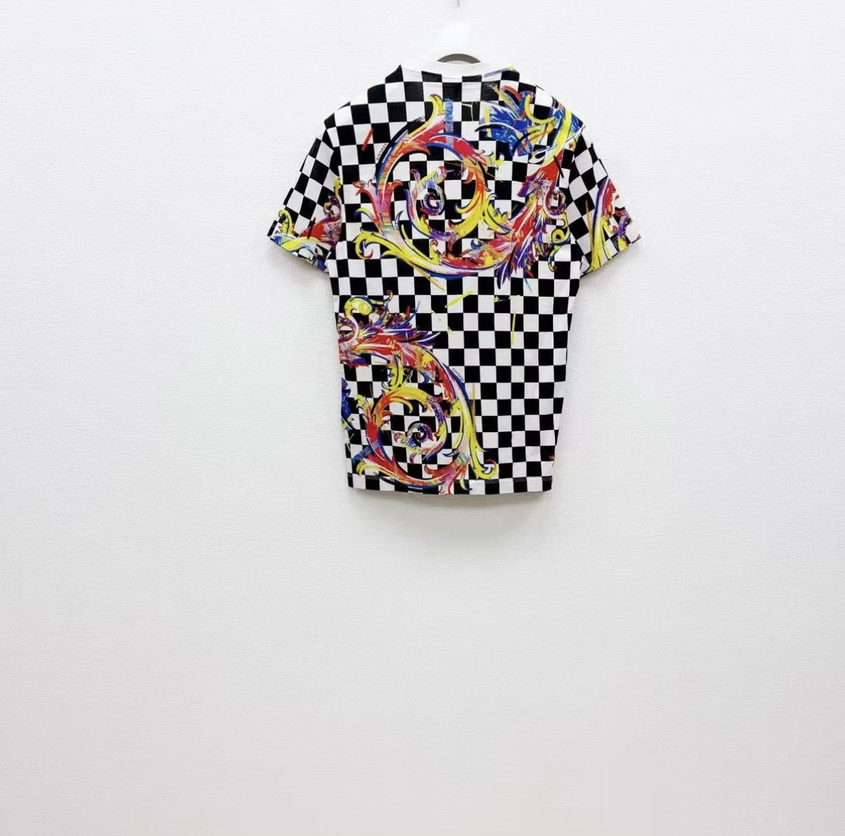 Versace VERSACE Rhinestone Short Sleeve T-shirt J30 Size US XS / EU 42 / 0 - 5 Thumbnail