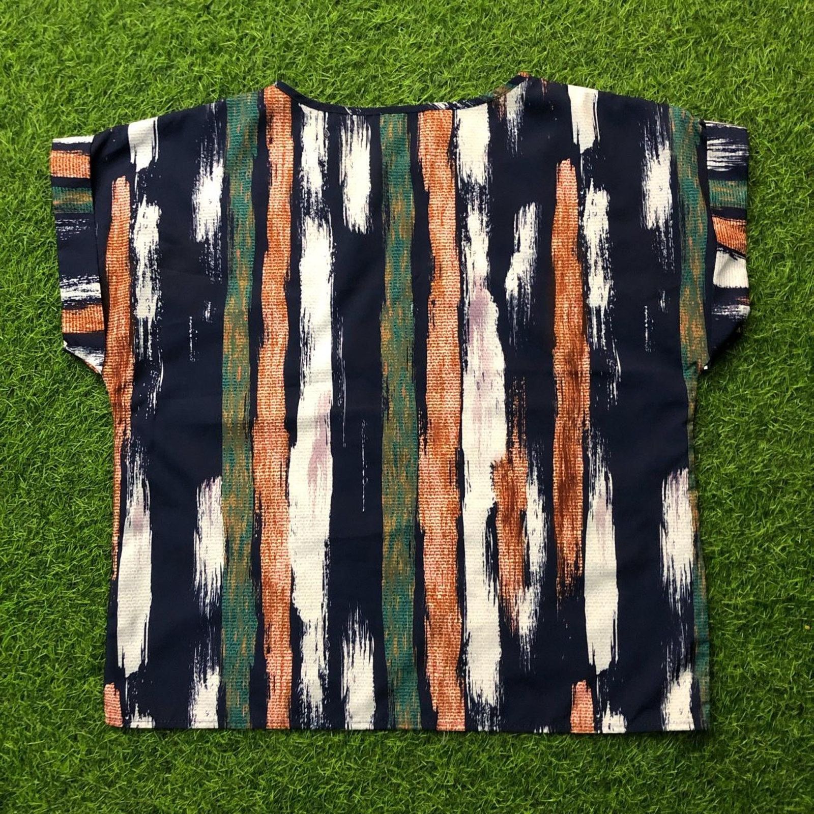 Other Women’s Navy/Teal Patterned Cuff Sleeve Blouse Size L / US 10 / IT 46 - 2 Thumbnail