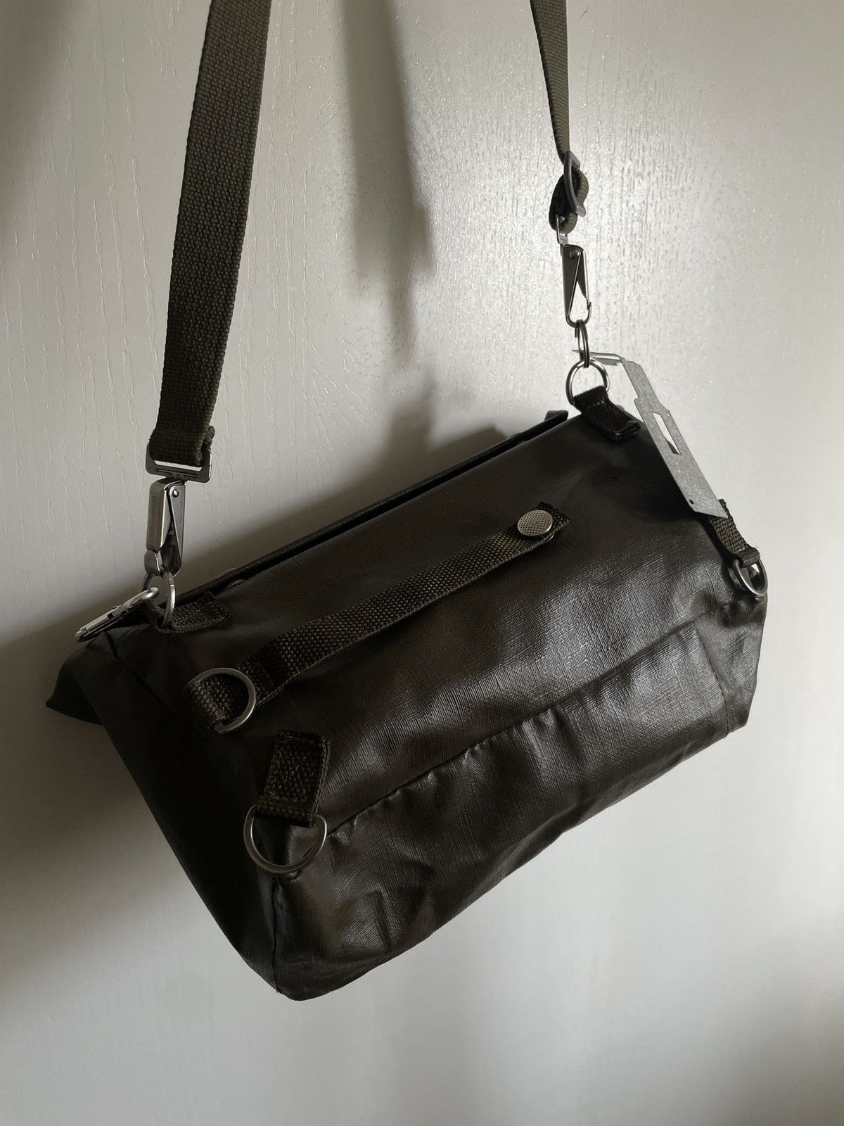 Other Vintage Military Rubber Crossbody Small Bum Bag Olive Green Size ONE SIZE - 3 Thumbnail