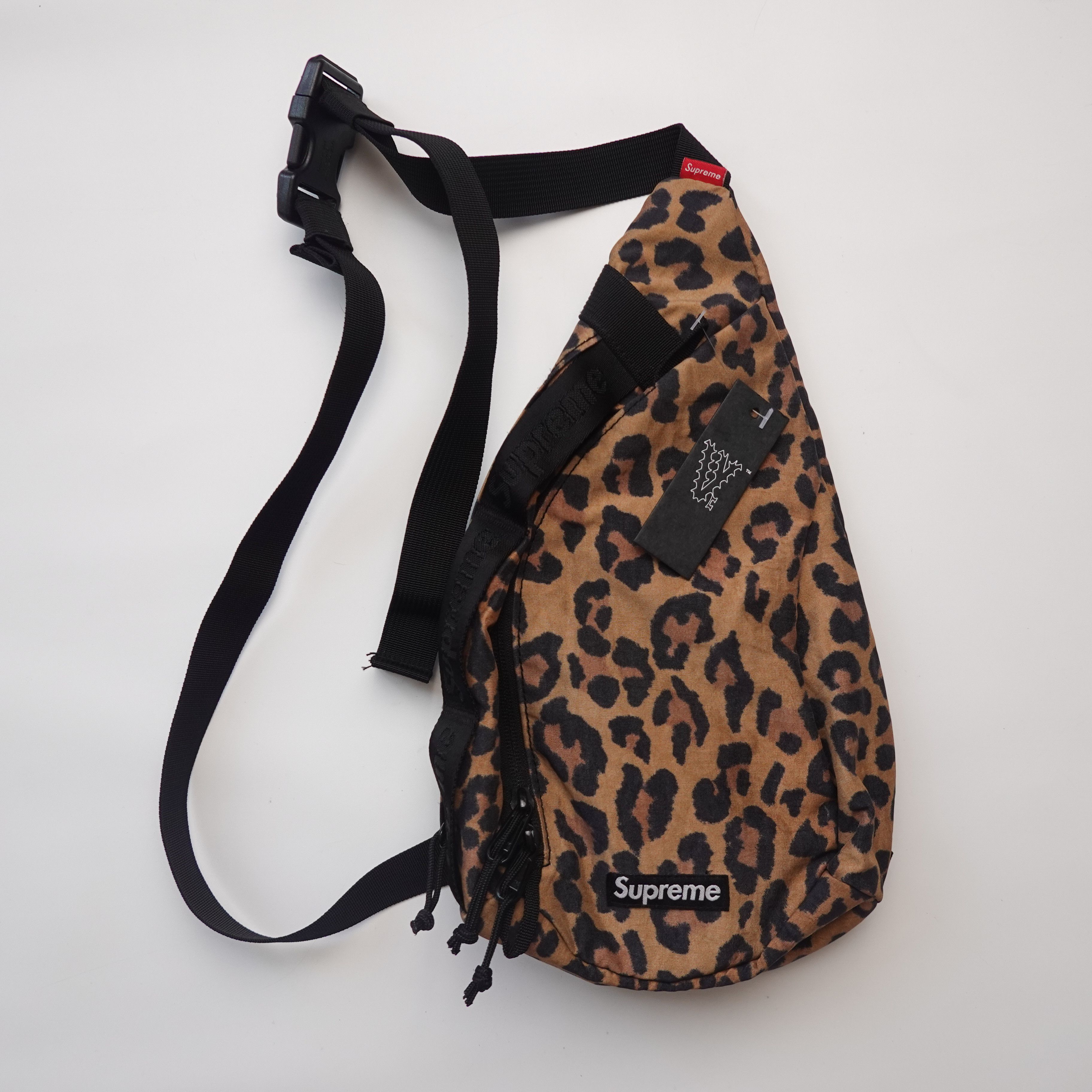 Fw20 Supreme Sling Bag in Beige, Men's