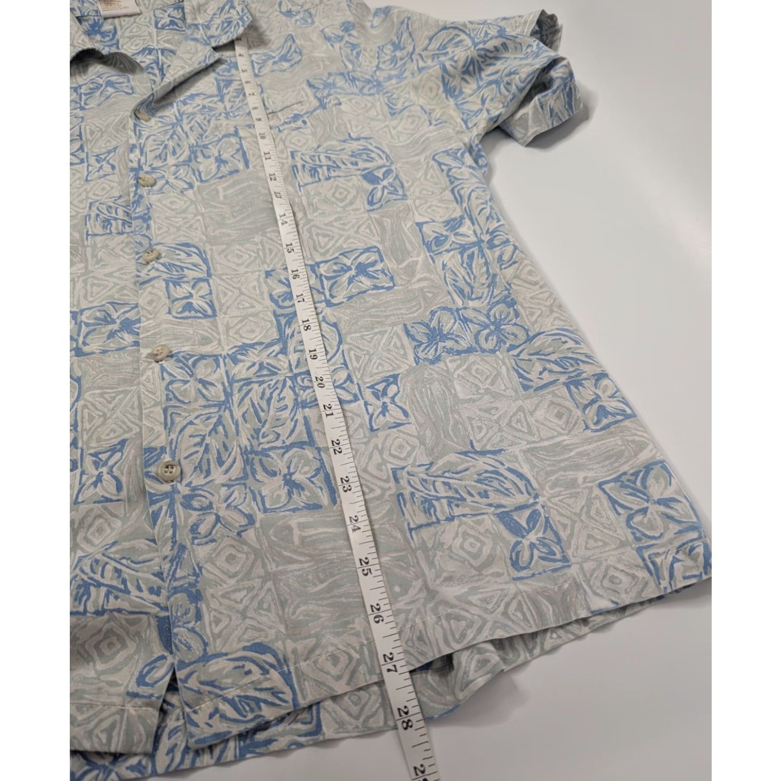 Vivobarefoot VTG Go Barefoot Camp Collar Shirt Men's Large Light Grey Blue Hawaiian Aloha Size US L / EU 52-54 / 3 - 4 Thumbnail
