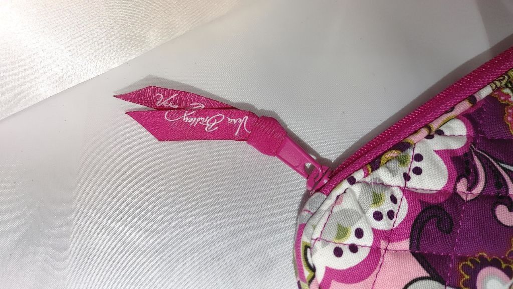 Vera Bradley Vera Bradley Very Berry Paisley Zippered Case NWOT Size ONE SIZE - 4 Thumbnail