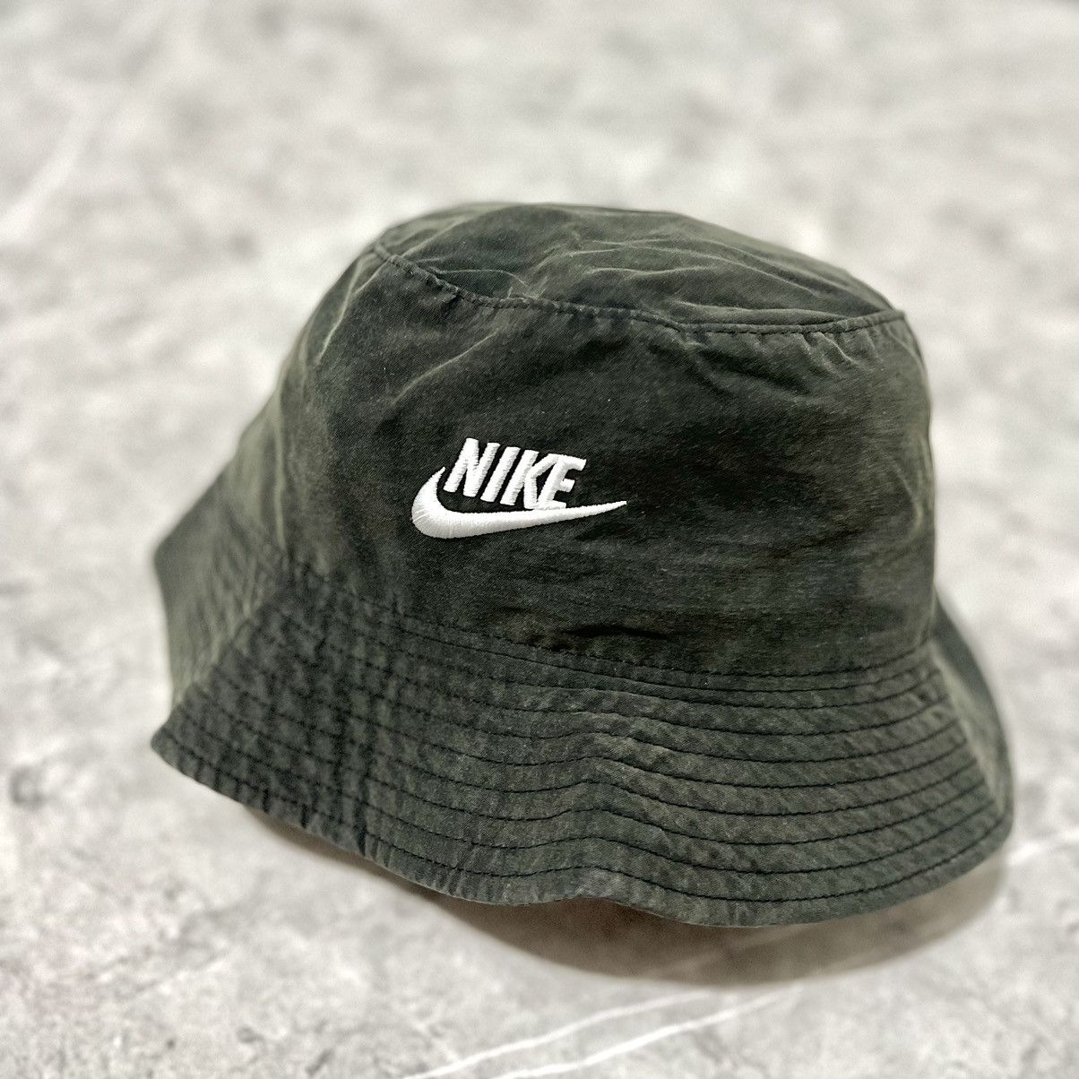 NIKE NSW VINTAGE BUCKET HAT