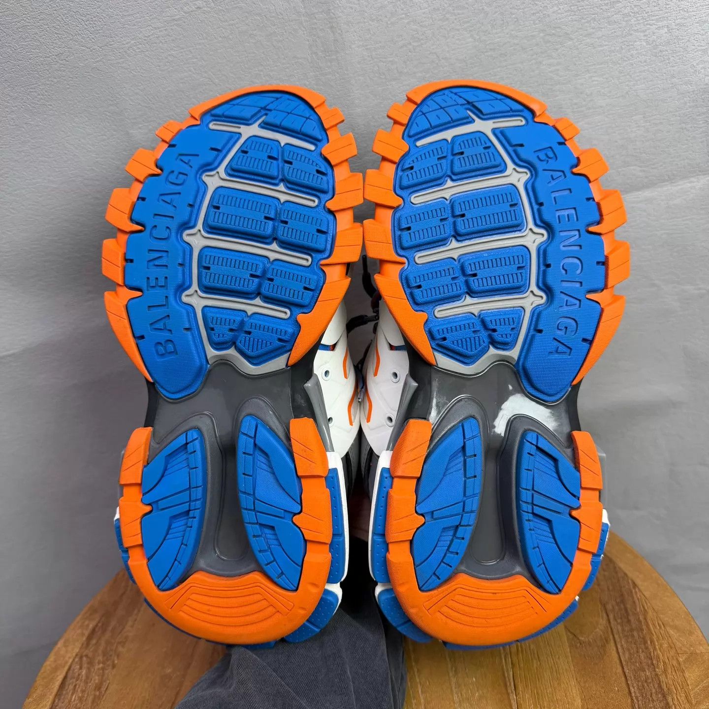Balenciaga Balenciaga Track White Blue Orange 37 EU 99 New Size US 6.5 / IT 36.5 - 4 Thumbnail