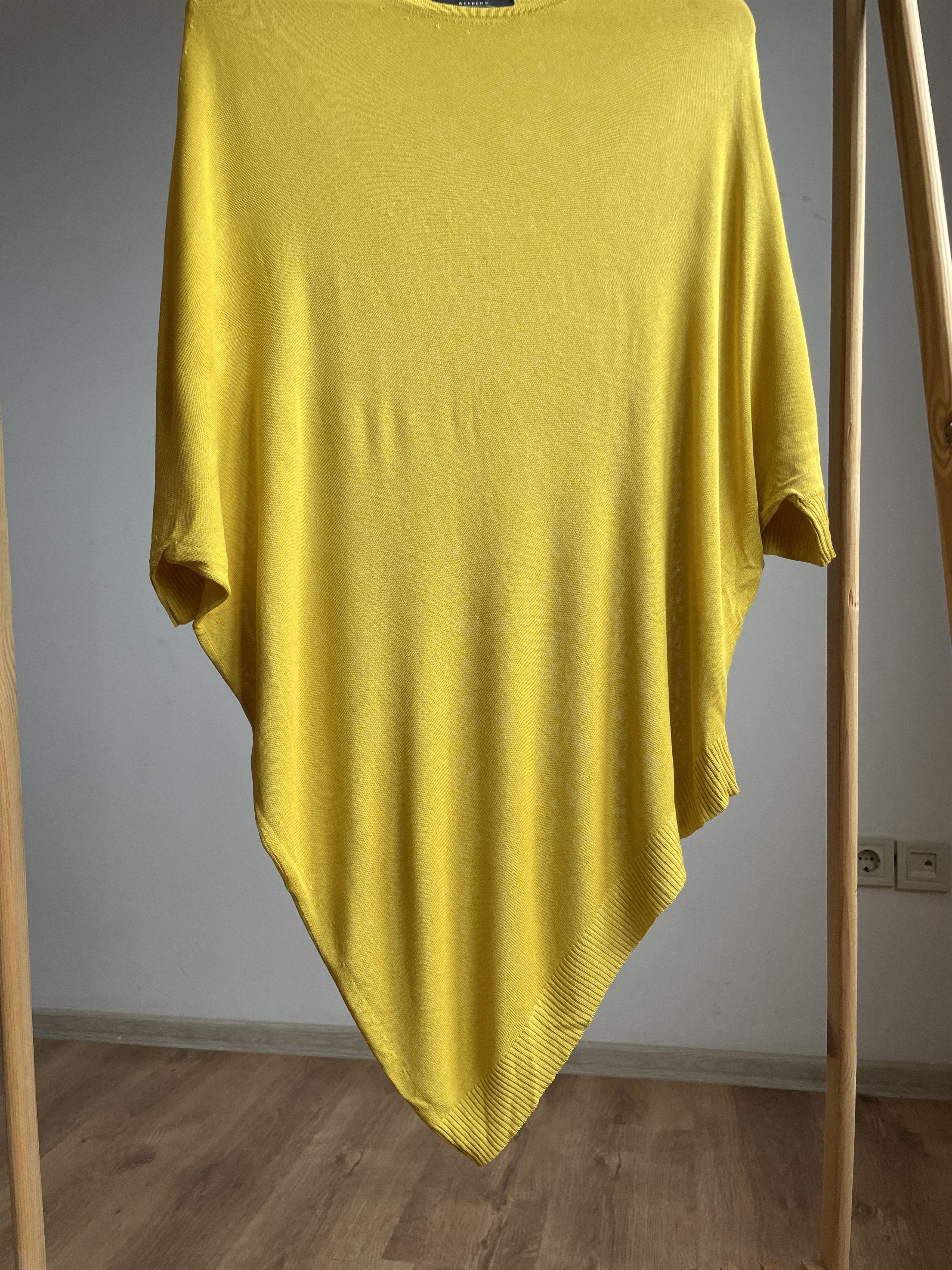 Weekend Max Mara Weekend Max Mara Asymmetric Knitted Viscose Dress Size S Size S / US 4 / IT 40 - 5 Thumbnail