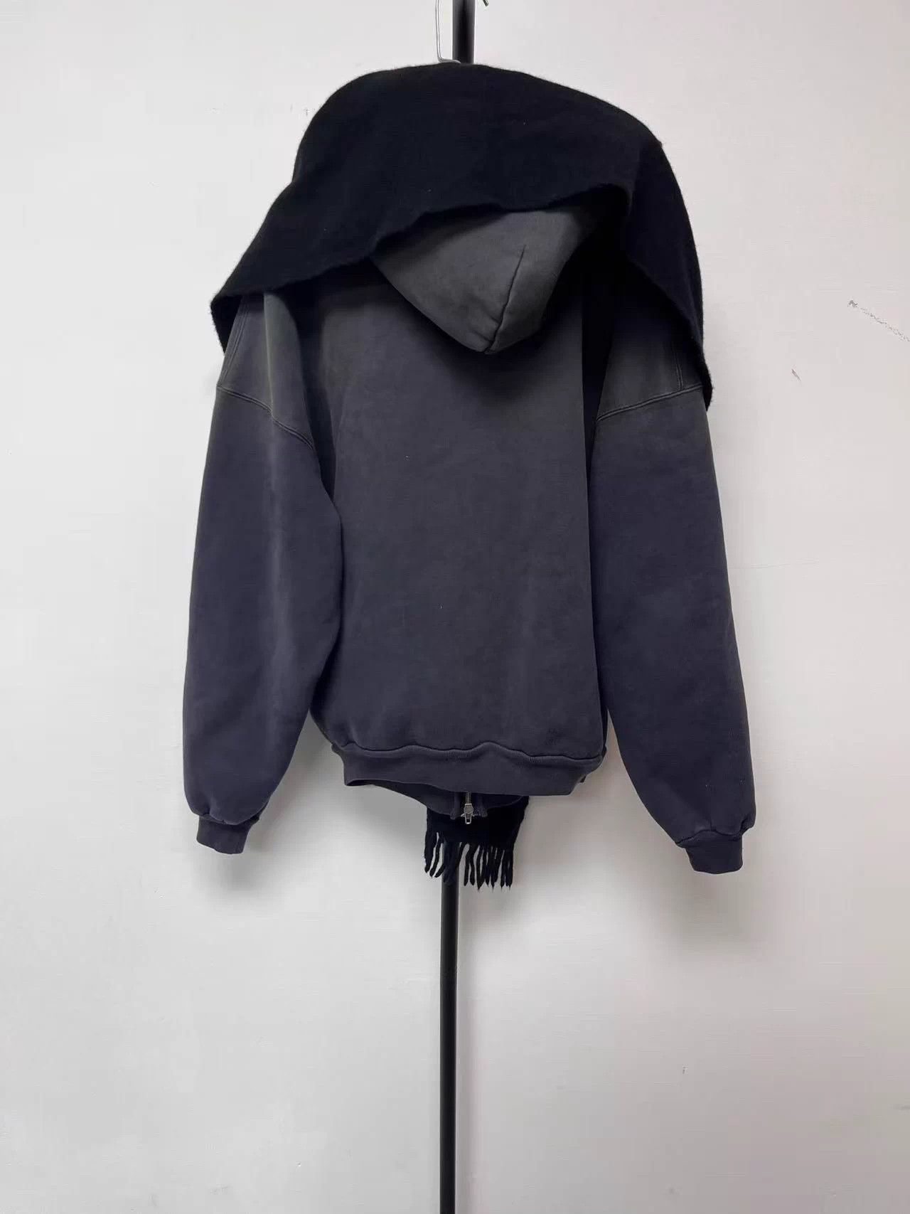 Balenciaga Balenciaga new washed black sweatshirt size 1 Size US S / EU 44-46 / 1 - 2 Thumbnail