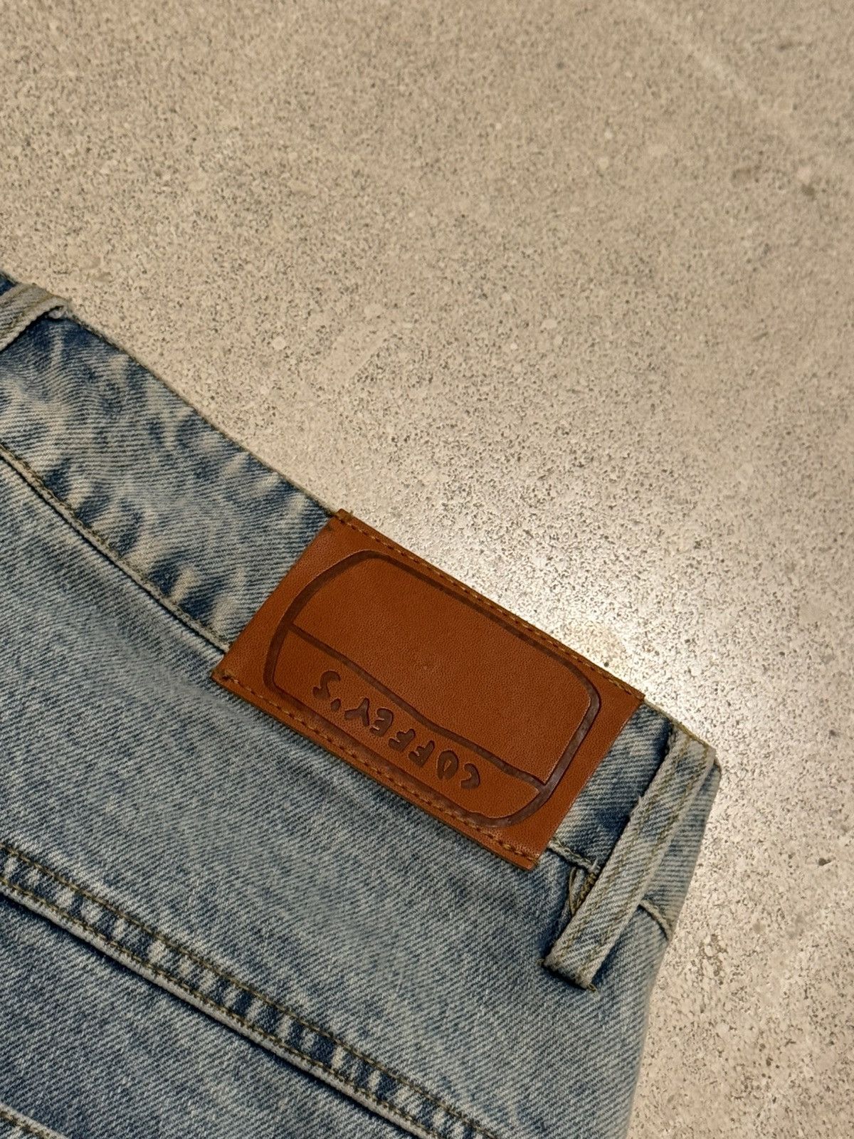 Other coffey lightwash jorts Size US 30 / EU 46 - 4 Thumbnail