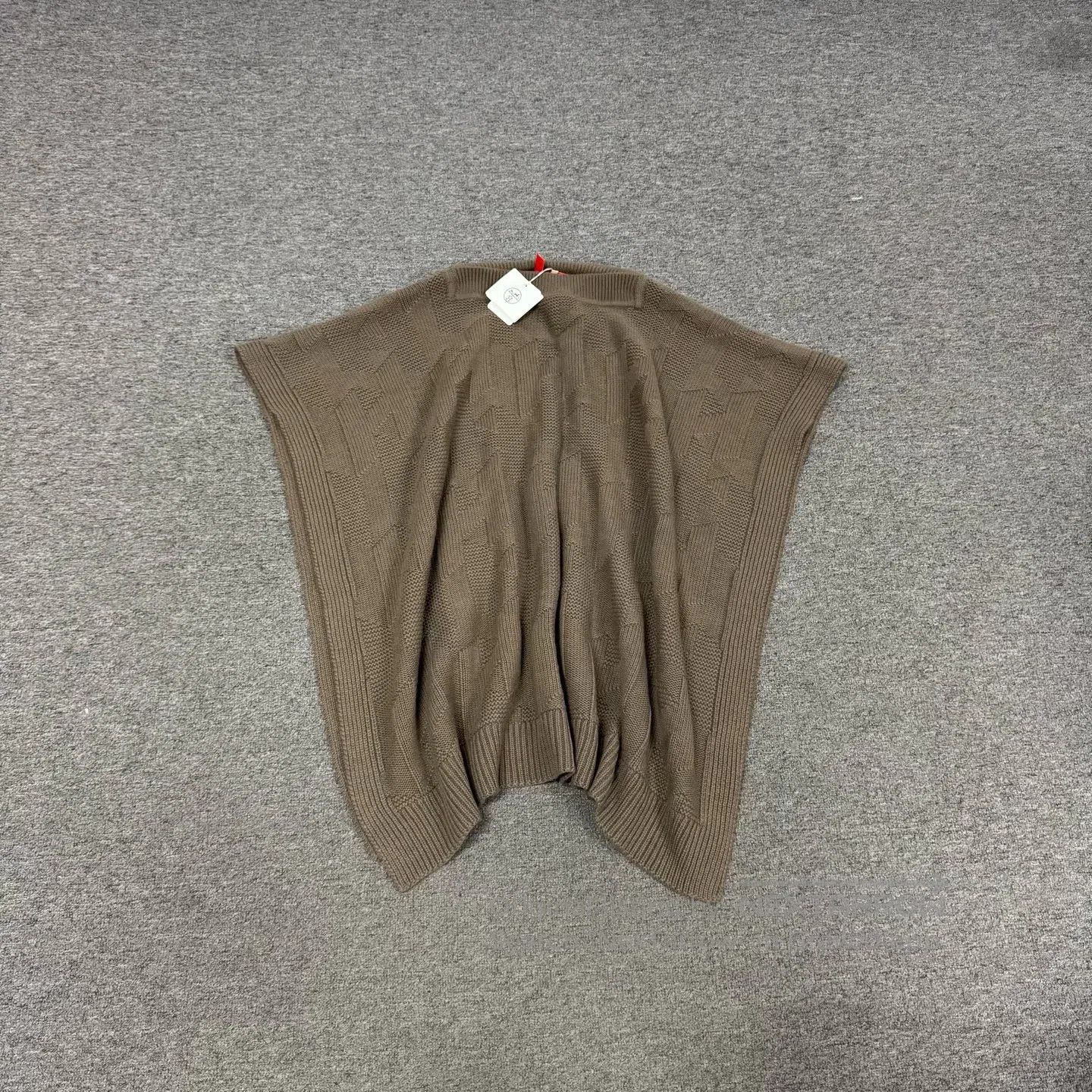 Hermes Hermes Khaki H-patterned knitted cloak| Size S / US 4 / IT 40 - 2 Thumbnail