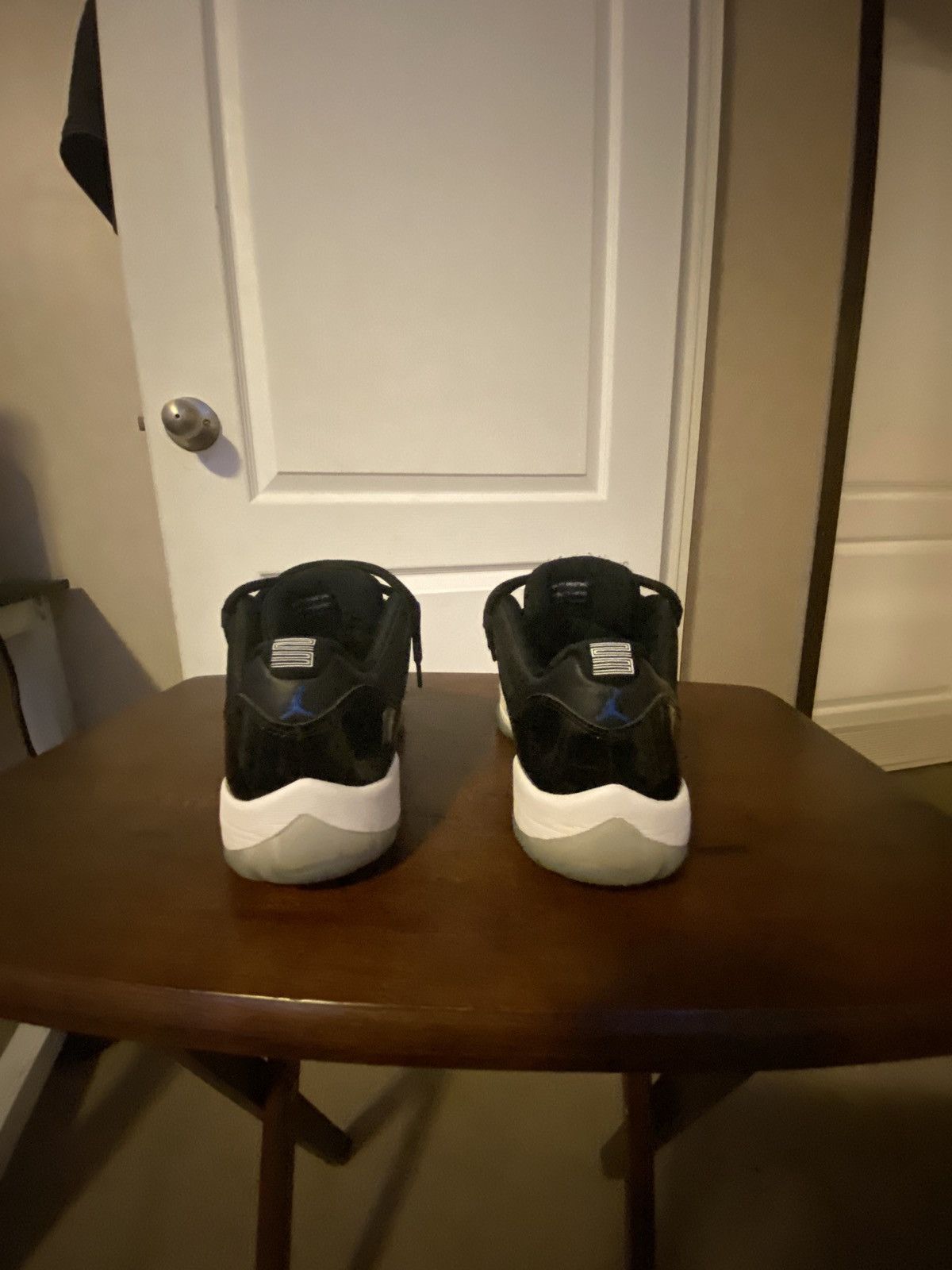 Jordan Brand AIR JORDAN 11 RETRO LOW Size US 9 / EU 42 - 3 Thumbnail