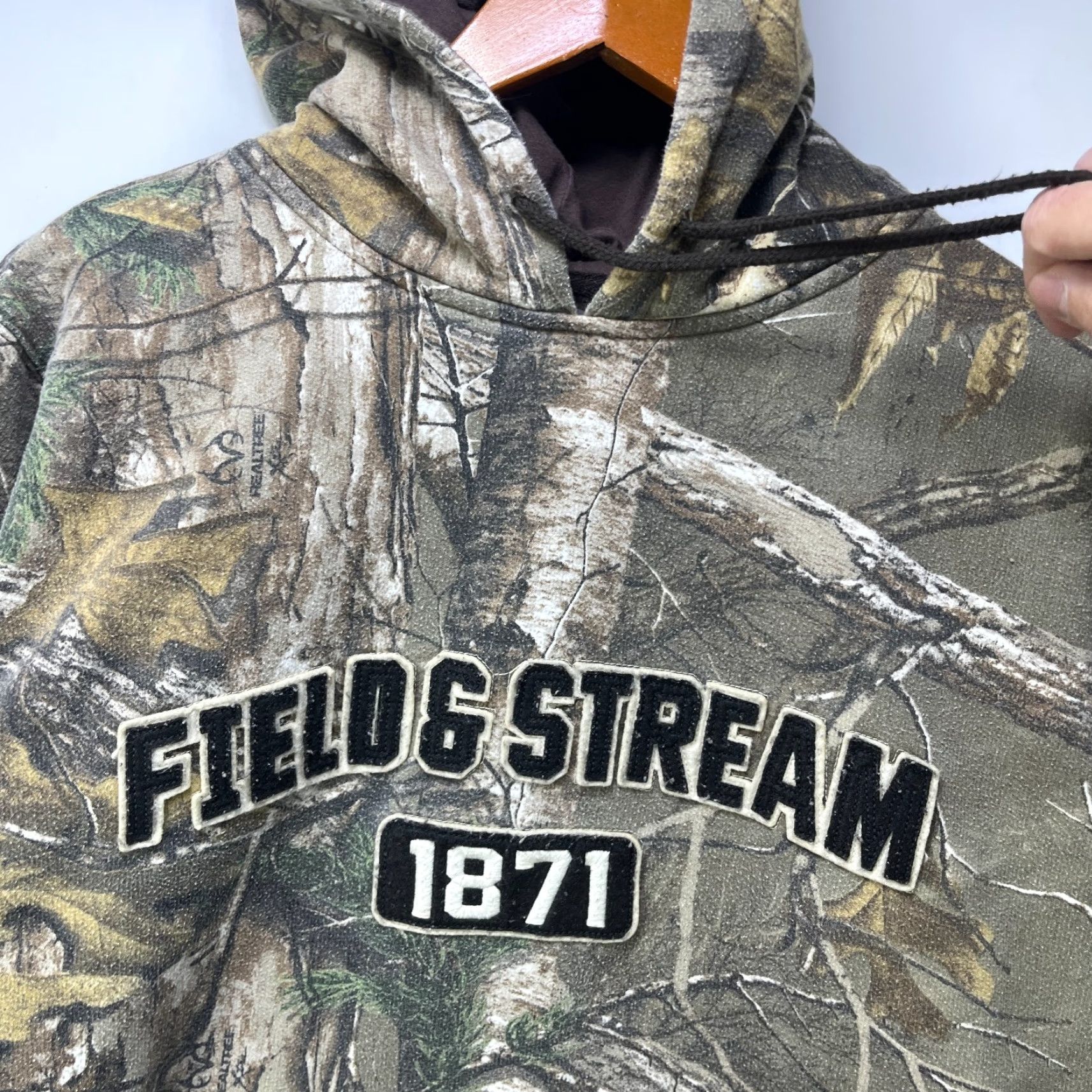 Realtree VINTAGE Realtree Camo Hoodie L Mens Regular Hooded Pockets Green 90s Classic Nike Sportswear Pullover Shirt Size US L / EU 52-54 / 3 - 3 Thumbnail