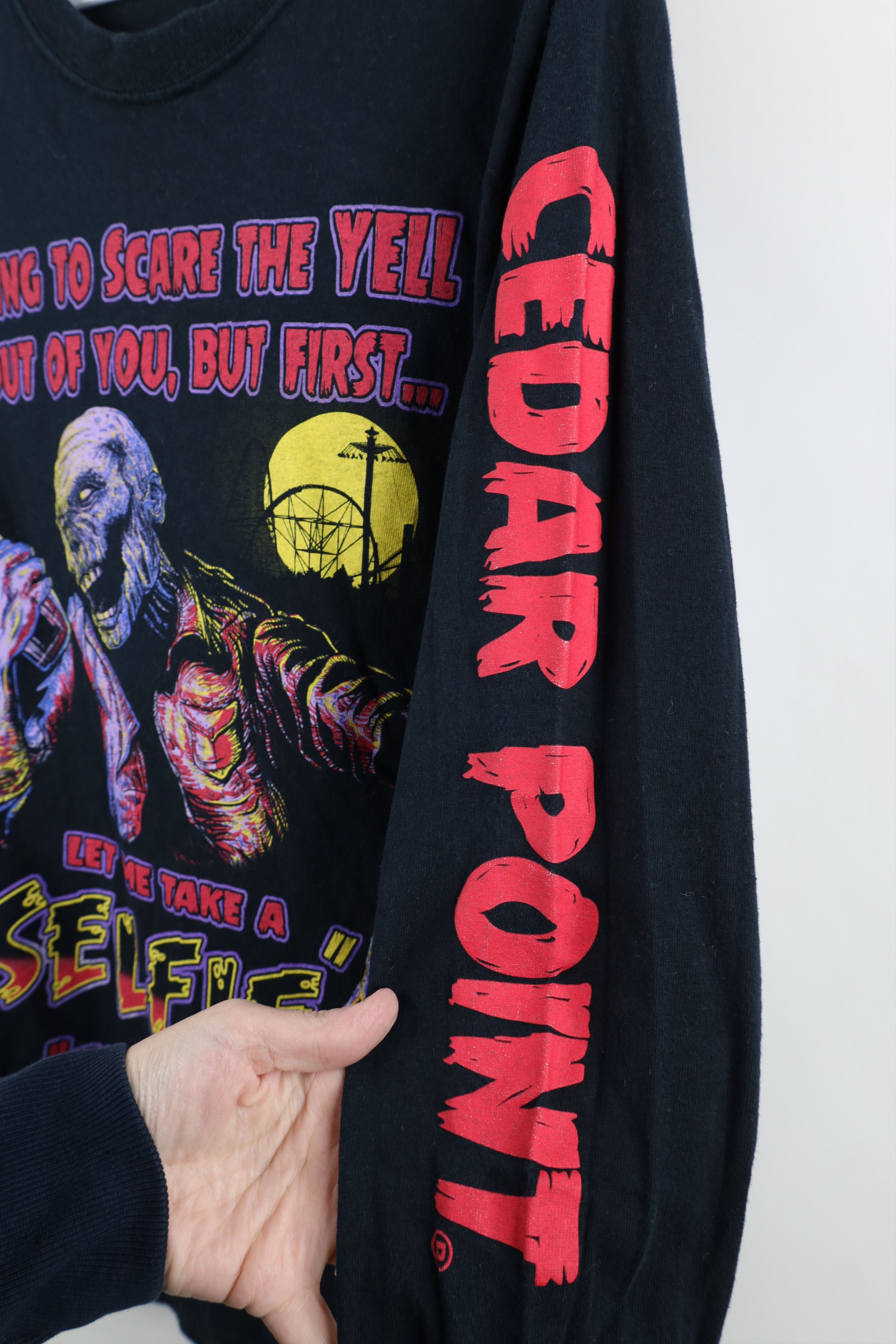 Vintage Vintage Y2K Amusement Park Halloween HalloWeekends T-Shirt Size US S / EU 44-46 / 1 - 4 Thumbnail