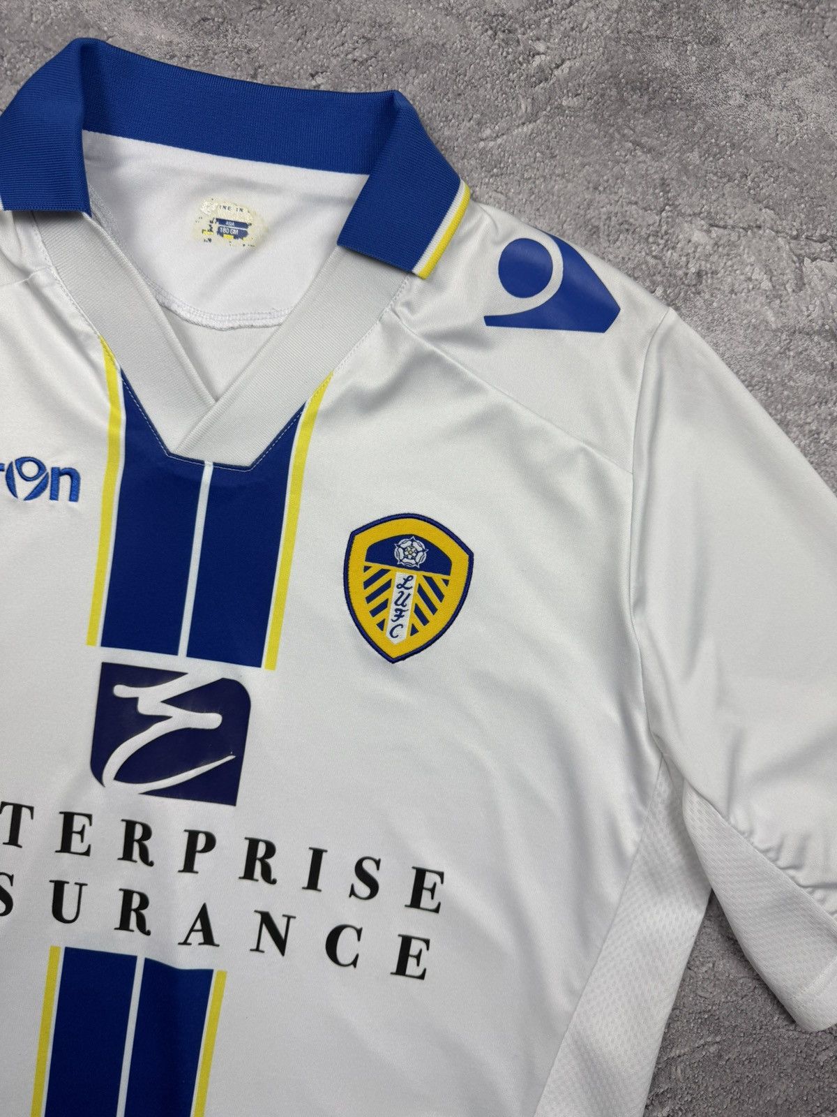 Macron Leeds United FC Macron Home Football Shirt Soccer Jersey Size US L / EU 52-54 / 3 - 8 Thumbnail