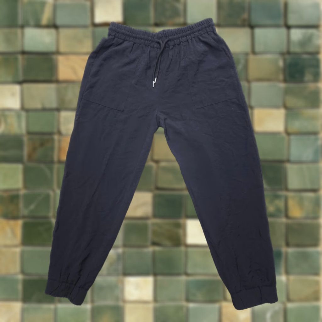 Zara Zara Joggers Women Medium Black Pull On Drawstring Light Modal Woven Loungewear Size 32" / US 10 / IT 46 - 1 Thumbnail