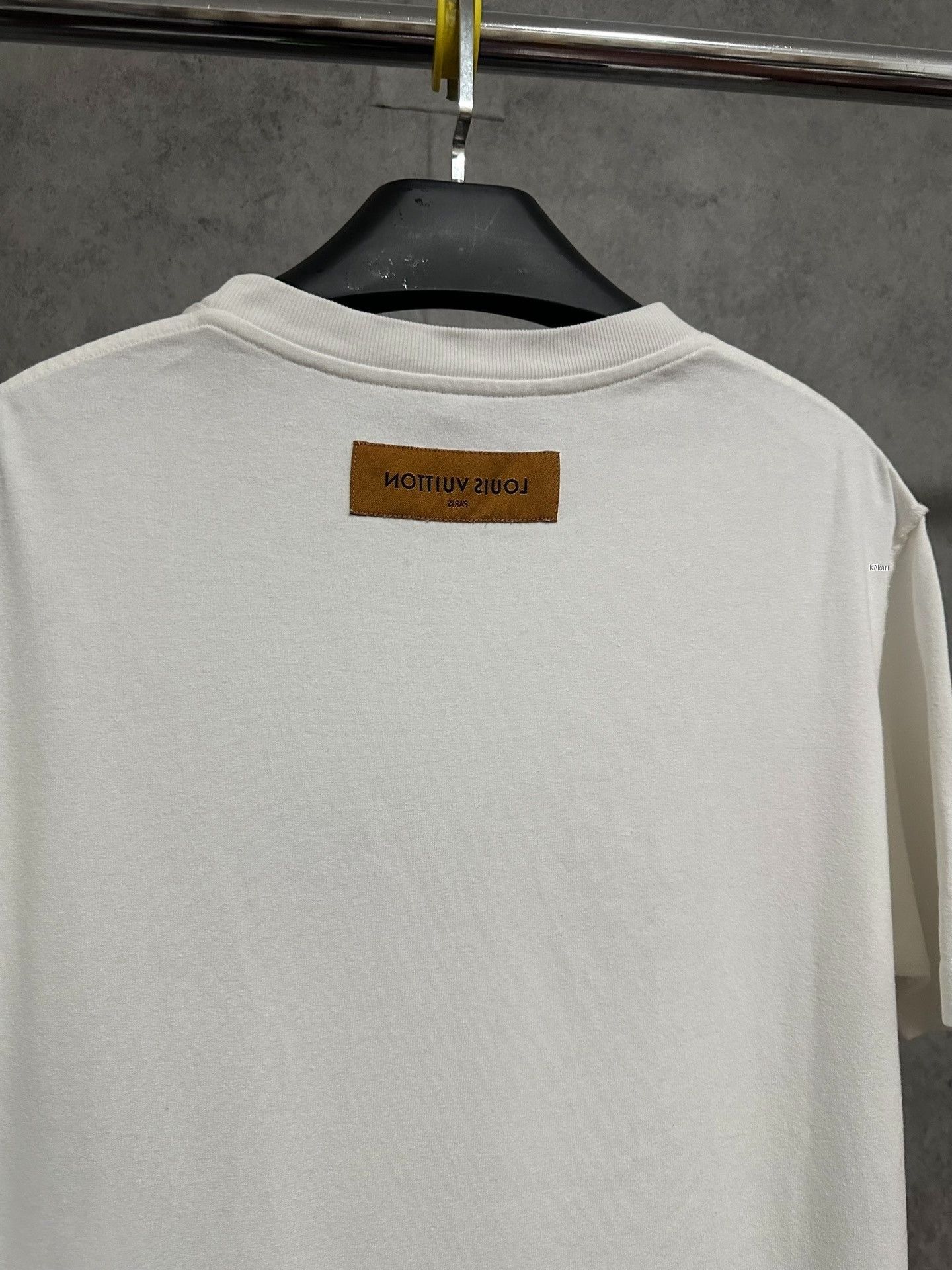 Louis Vuitton LV Chest Embroidered Logo Short Sleeve T-Shirt Size US L / EU 52-54 / 3 - 5 Thumbnail