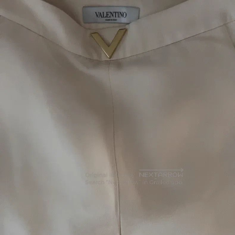 Valentino Valentino Beige shorts Size 25" / US 0 / IT 36 - 2 Thumbnail