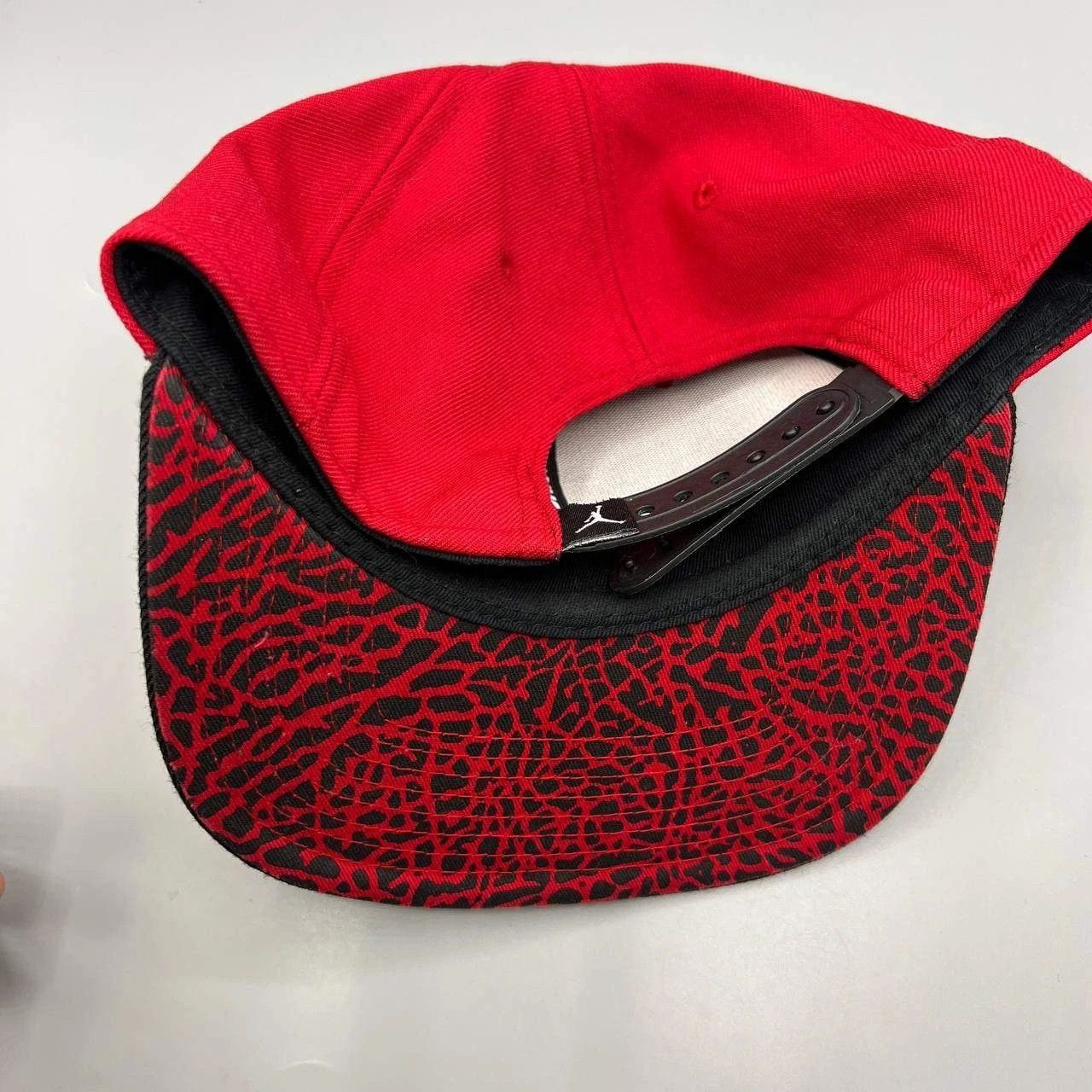 Jordan Brand Air Jordan True Hat Cement Elephant Embroidered Snap Back Size ONE SIZE - 3 Thumbnail