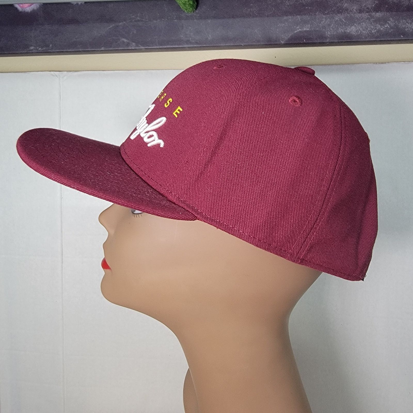 Converse Converse "Chuck Taylor" Dark Red Snap Back Ball Cap Size ONE SIZE - 3 Thumbnail