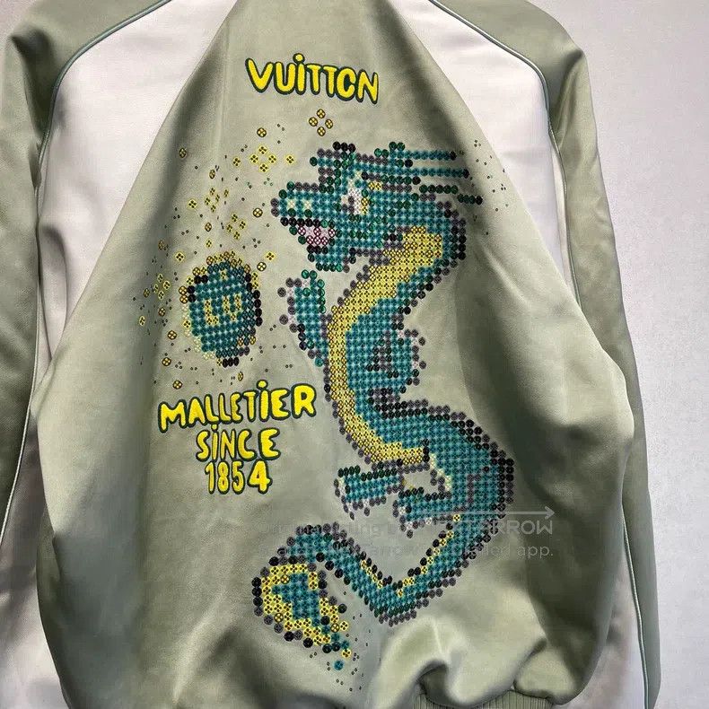 Louis Vuitton Louis Vuitton Cartoon dragon embroidered baseball jacket Size US M / EU 48-50 / 2 - 5 Thumbnail