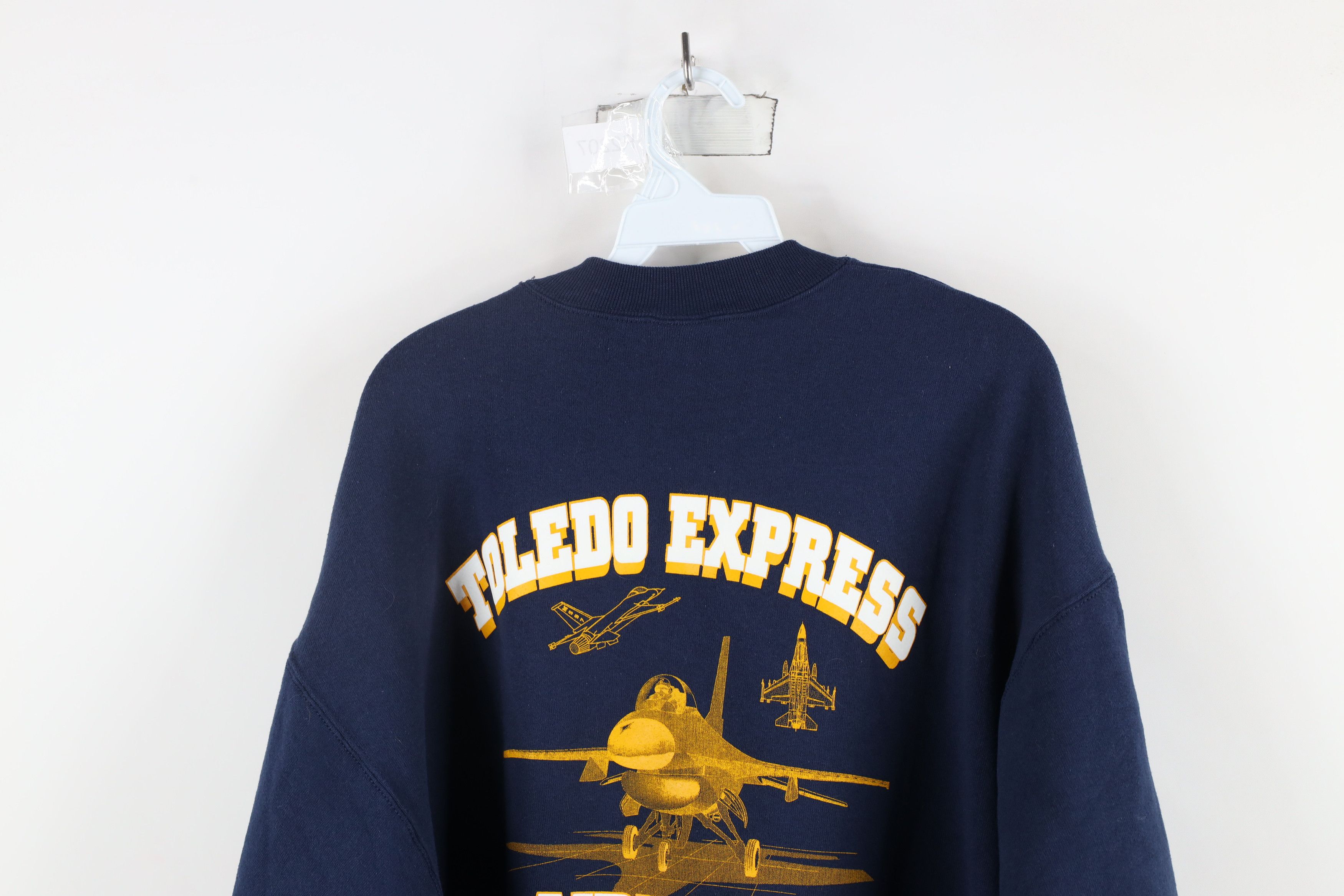 Vintage Vintage 90s Out Toledo Express Airport Airplane Sweatshirt Size US XL / EU 56 / 4 - 11 Thumbnail
