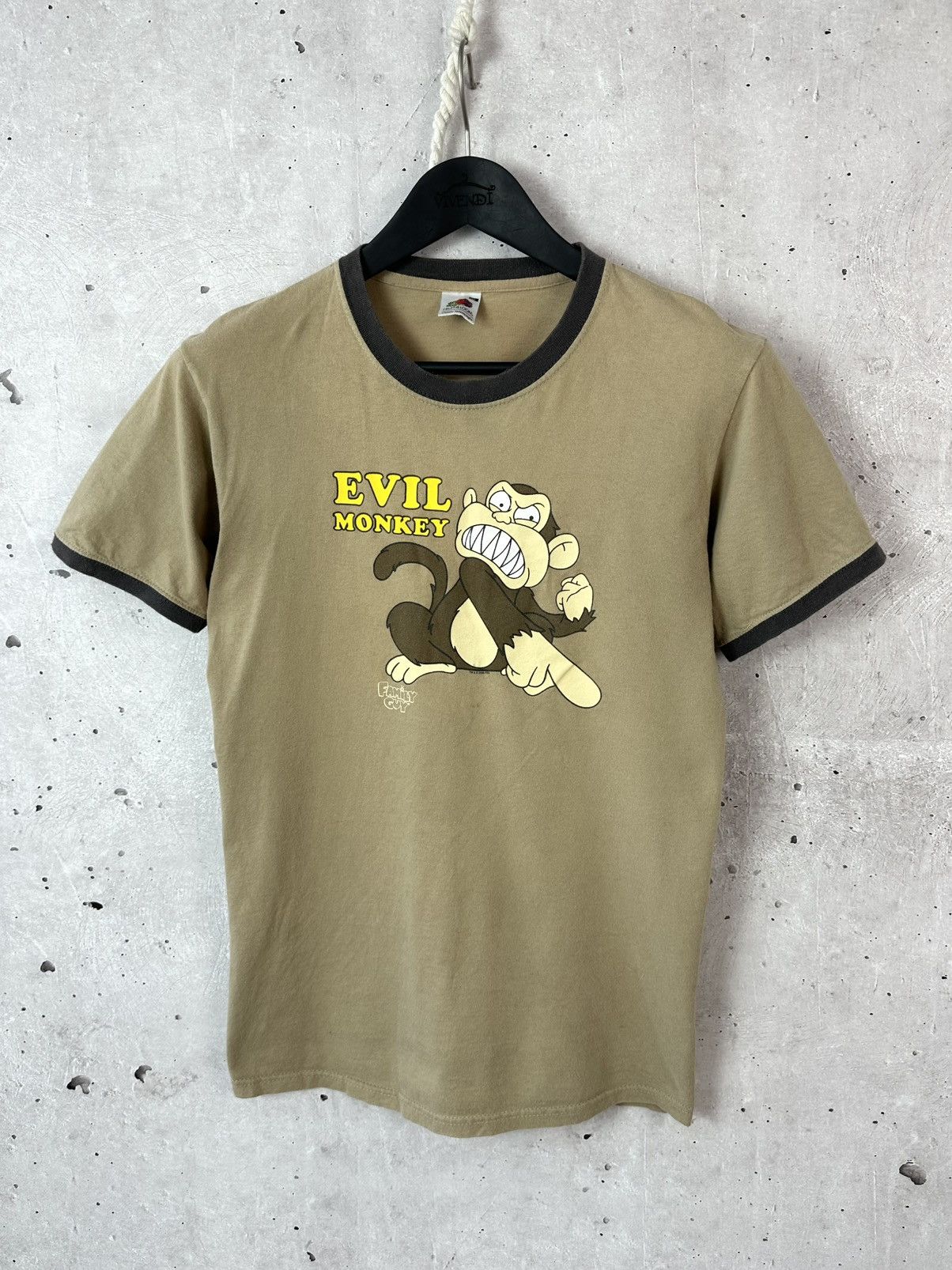 Fruit Of The Loom Vintage Family Guy 2006 Beige Short Sleeve T-shirt Size US S / EU 44-46 / 1 - 1 Thumbnail