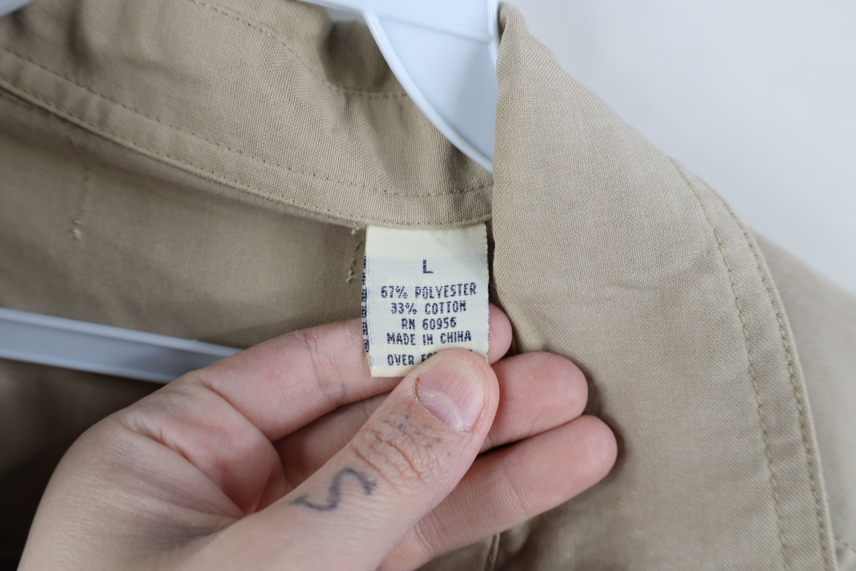 Vintage Vintage 90s Streetwear Ribbed Knit Pullover Polo Shirt Beige Size US L / EU 52-54 / 3 - 8 Thumbnail
