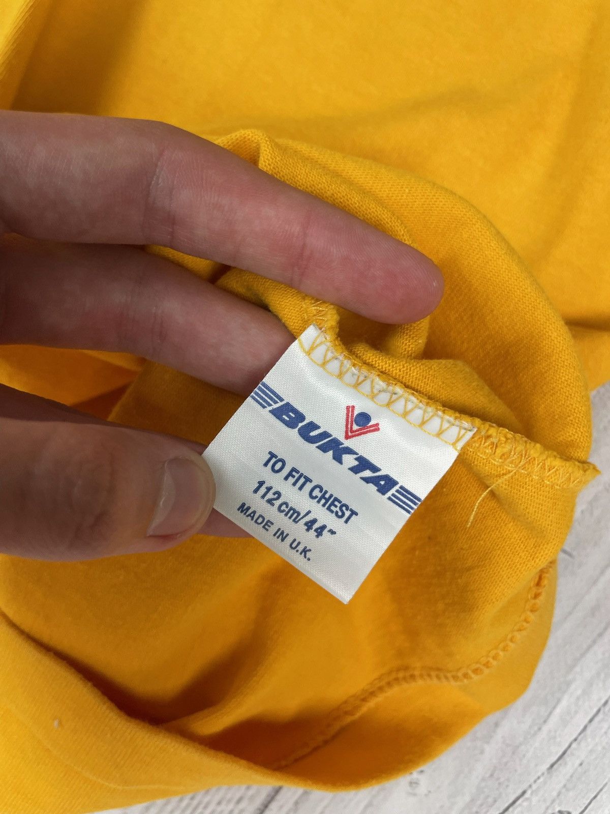Vintage Vintage Australia rugby jersey size L distressed yellow Size US L / EU 52-54 / 3 - 6 Thumbnail