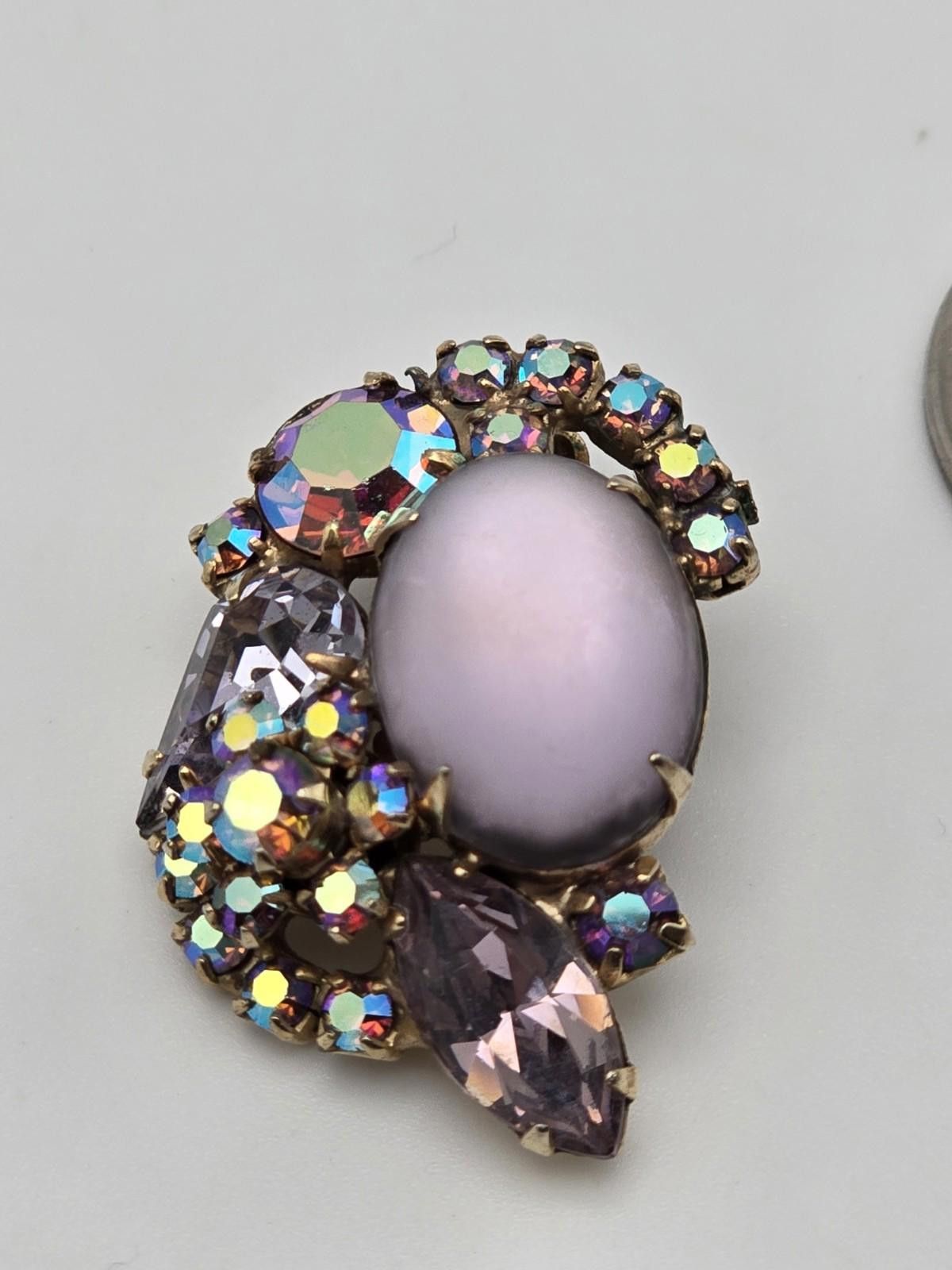 Other Vintage 1950s Unsigned Aurora Borealis Clip-On Earrings Size ONE SIZE - 3 Thumbnail