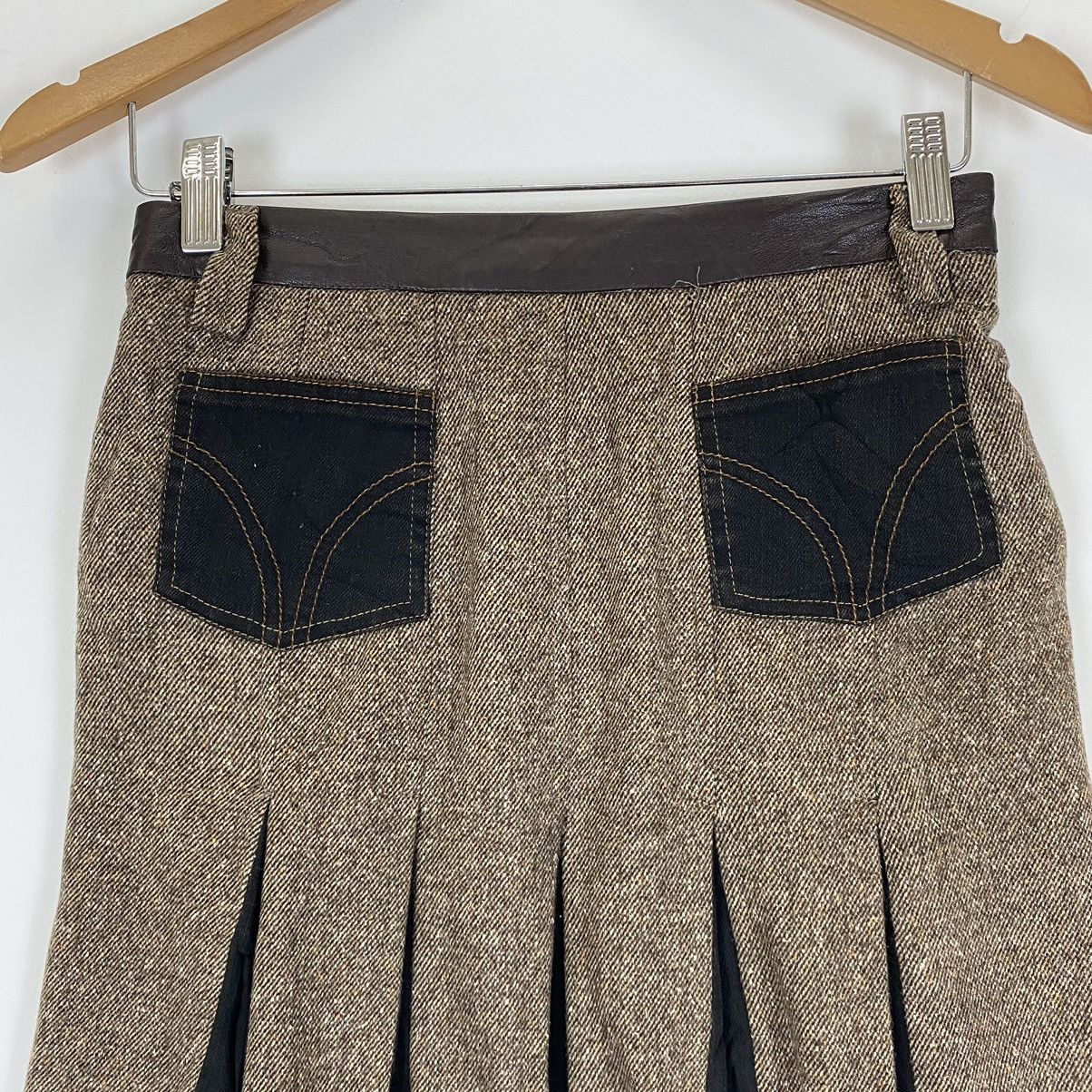 Designer × Dolce & Gabbana ✨Dolce & Gabbana wool skirt Size 26" / US 2 / IT 38 - 5 Thumbnail
