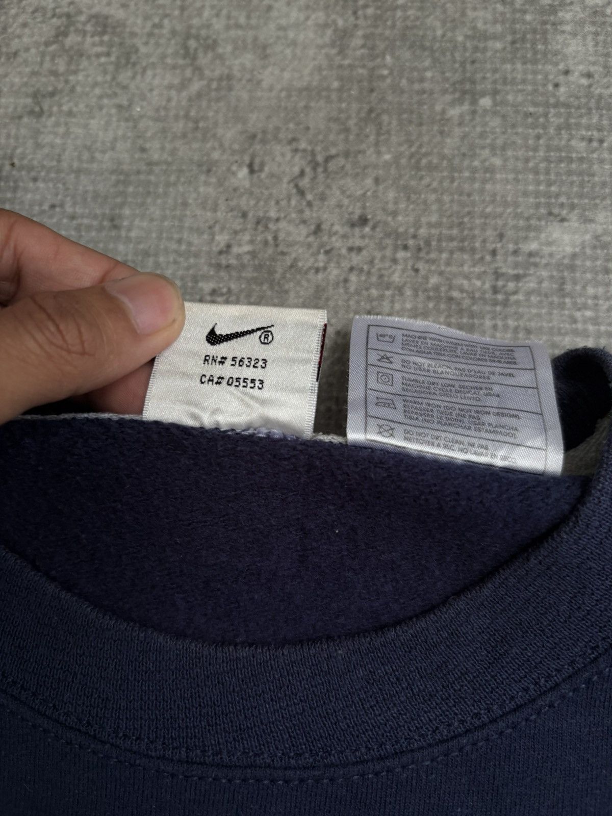 Nike SWEATER NIKE CENTER LOGO OVAL Size US M / EU 48-50 / 2 - 5 Thumbnail