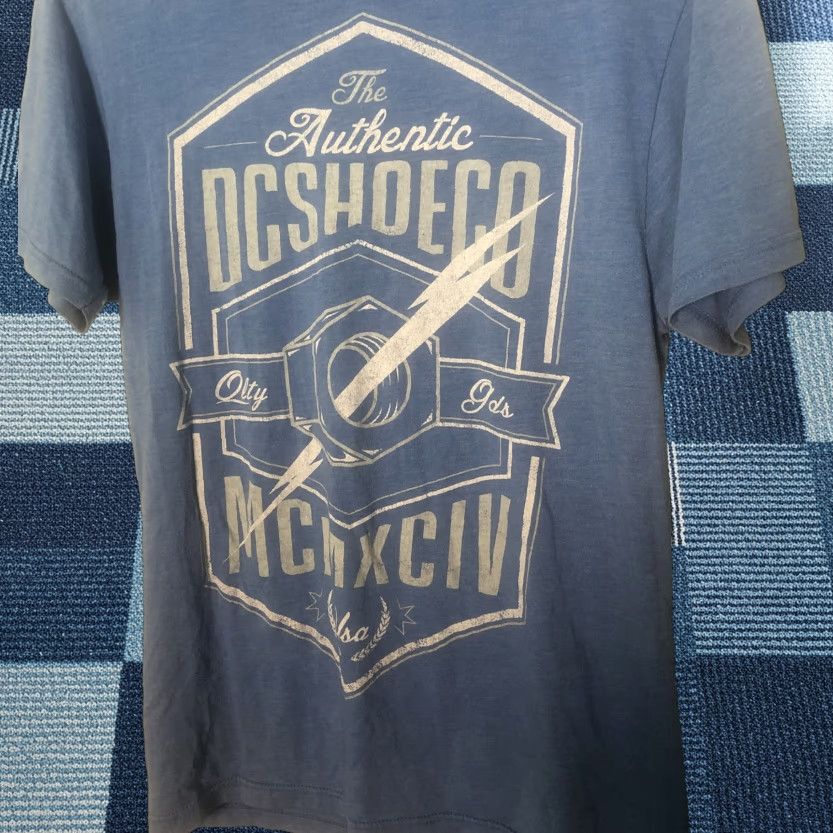 Logo 7 DC Logo Shirt Mens Small Blue Short Sleeve Skater Skateboarding Graphic Tee Size US S / EU 44-46 / 1 - 1 Thumbnail