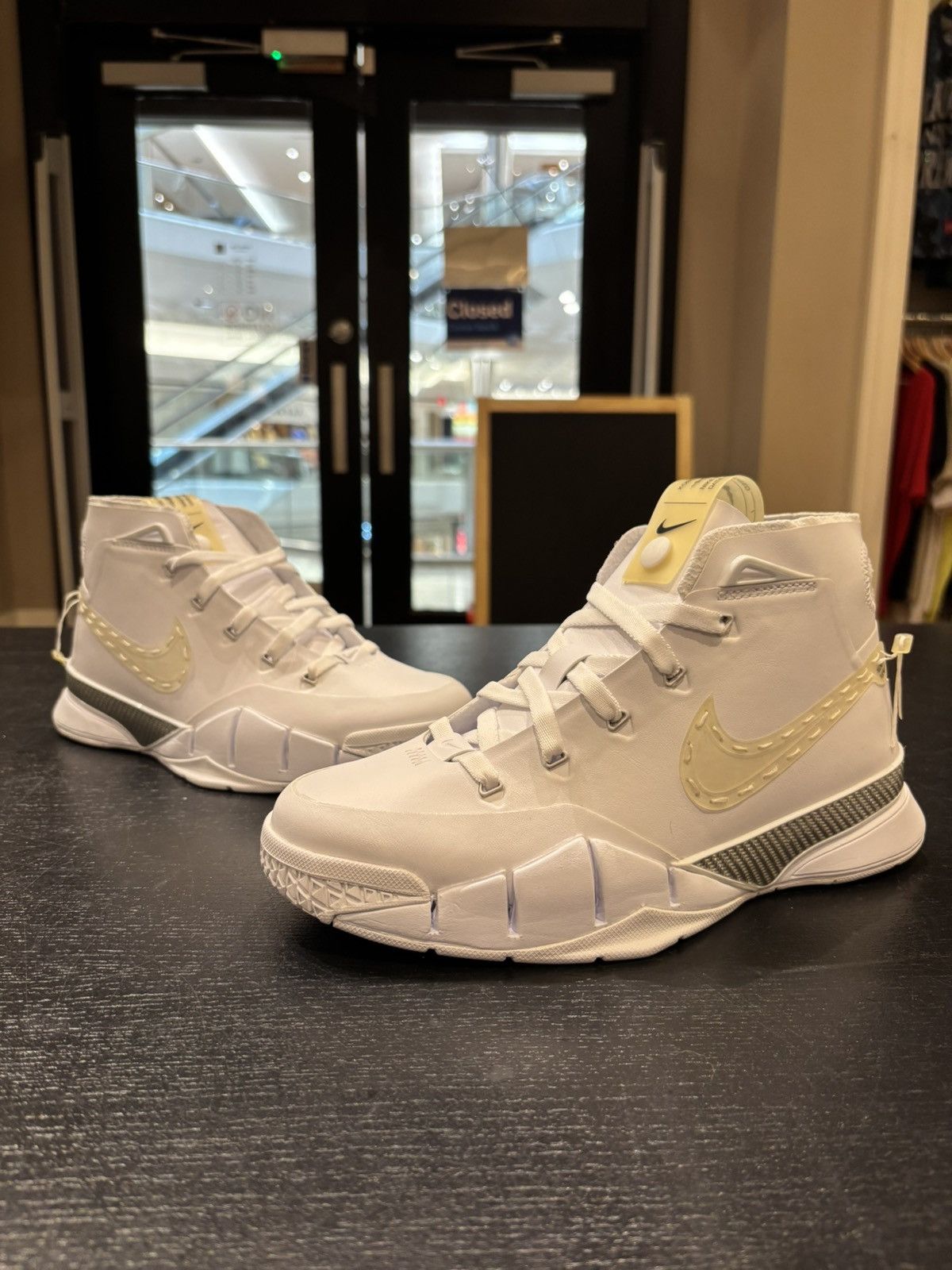 Nike Nike Zoom Kobe 1 ‘Noise Cancelling’ Size US 7.5 / EU 40-41 - 1 Thumbnail