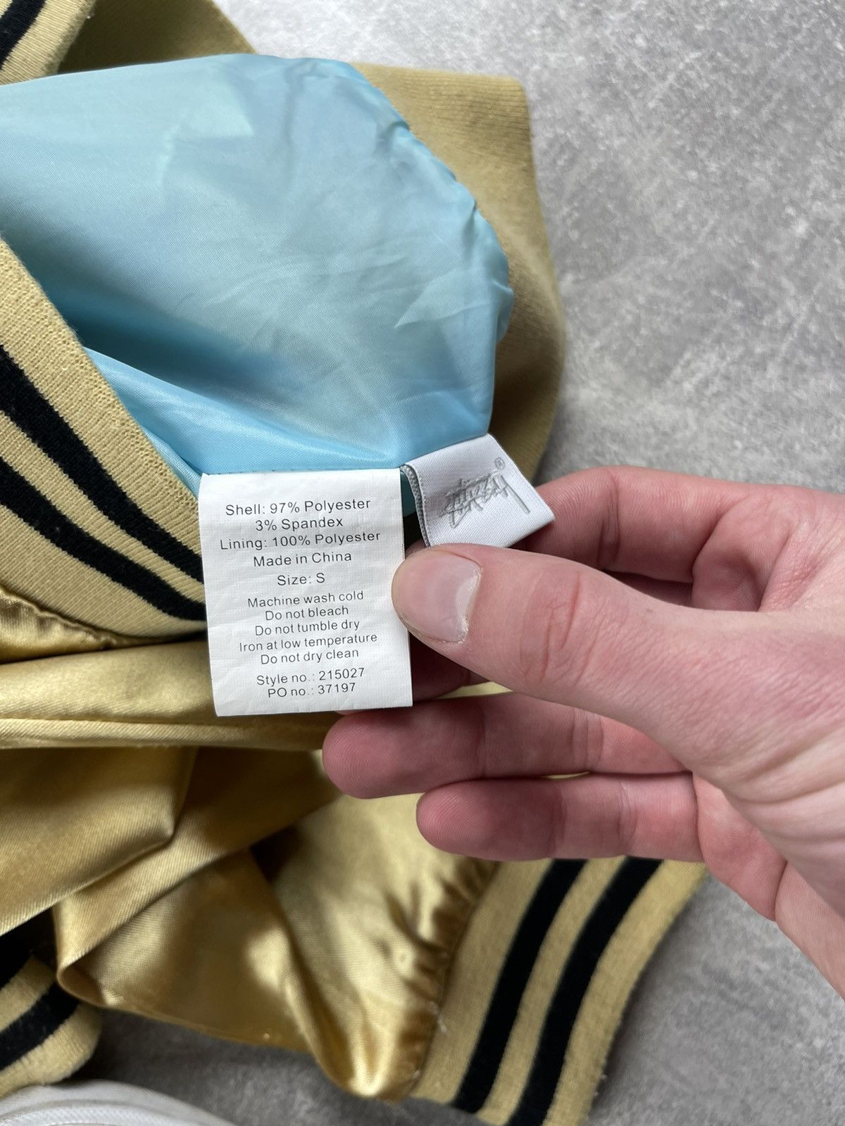Stussy Stussy Vintage Gold / Black Big Logo Satin Bomber Jacket Size US S / EU 44-46 / 1 - 12 Thumbnail